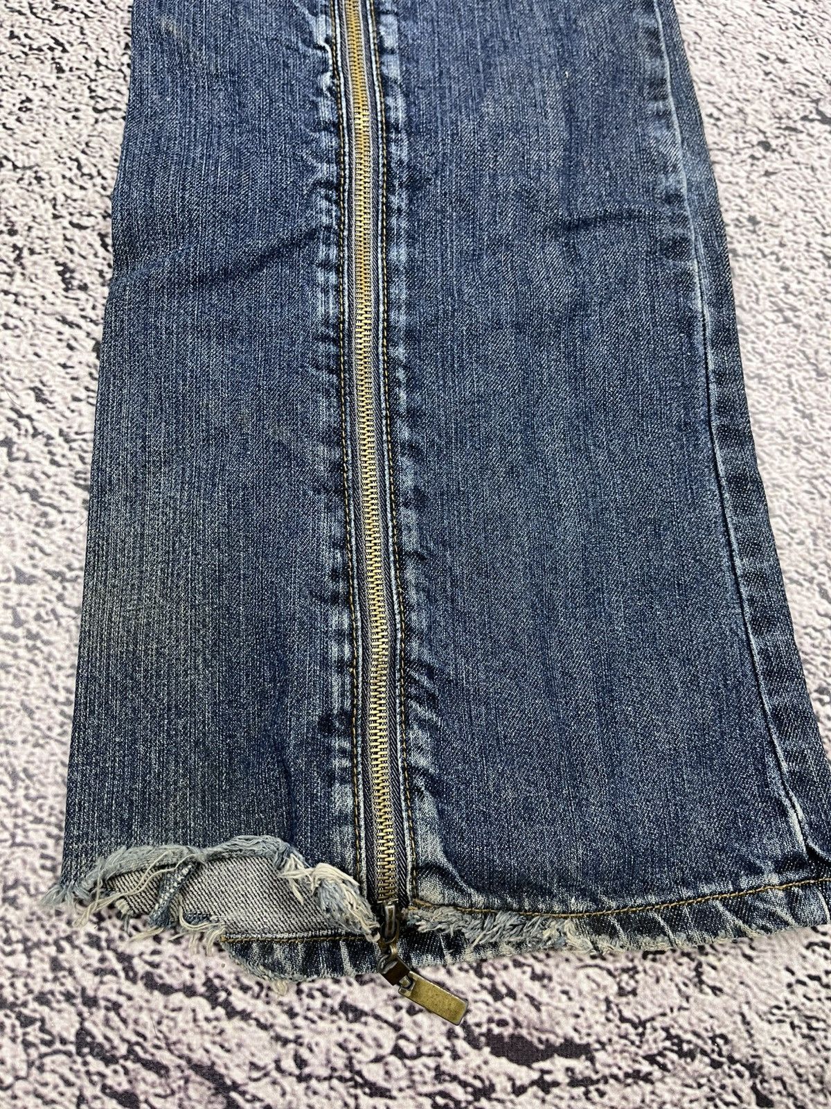 Gianfranco Ferre Vintage Gianfranco Ferre GF Low Rose Wide Zip Cargo Pants Size 28" / US 6 / IT 42 - 4 Thumbnail