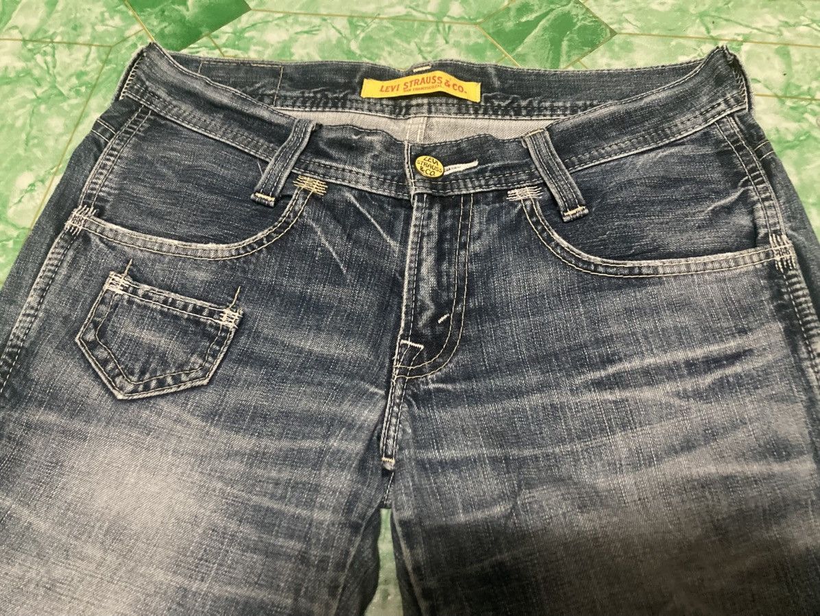 Levi's Vintage Clothing Levi’s Boot Cut Size US 30 / EU 46 - 4 Thumbnail