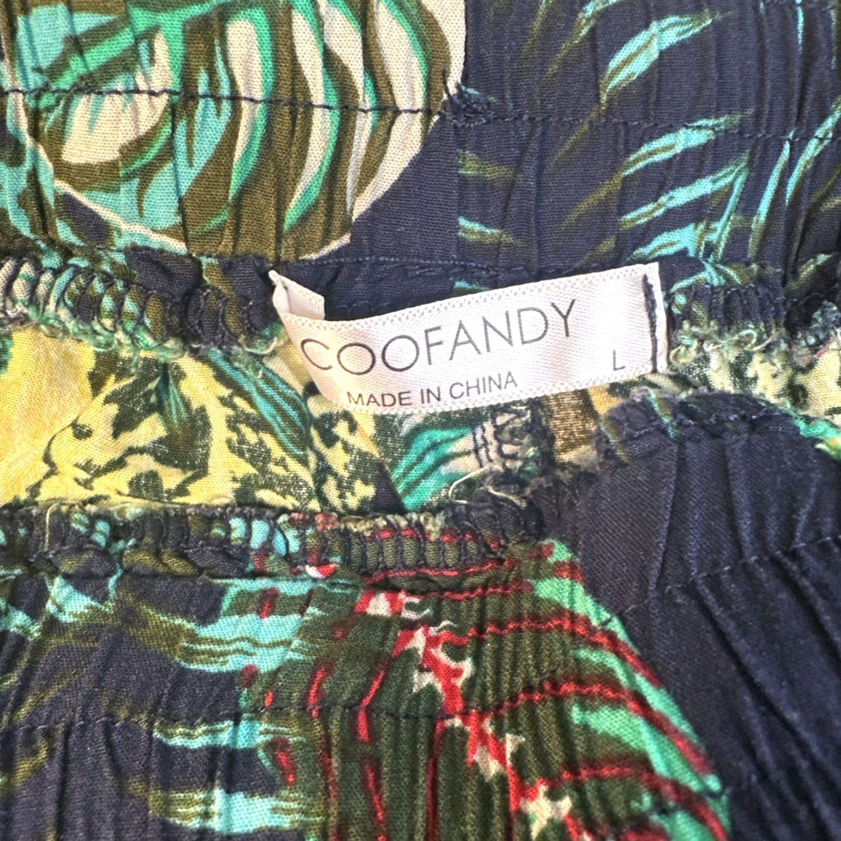 Swims Coofandy Swim Shorts Men's L Black Leaf Print Tropical Casual Shorts Summer Size US 33 - 3 Thumbnail
