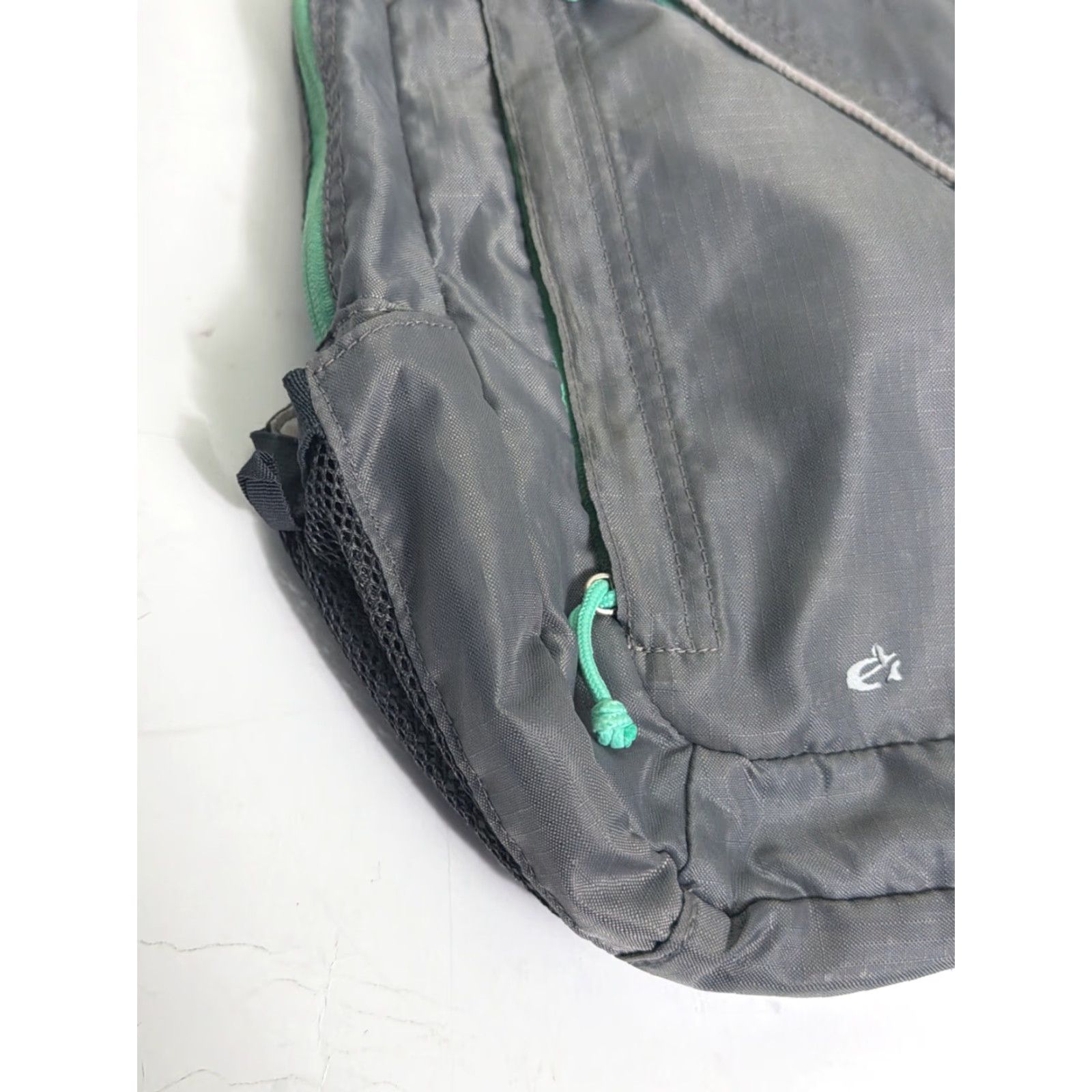 Eddie Bauer VINTAGE Eddie Bauer Sling Bag Messenger Bag Gray Green 10L 13x9x3 Men Medium Size ONE SIZE - 3 Thumbnail