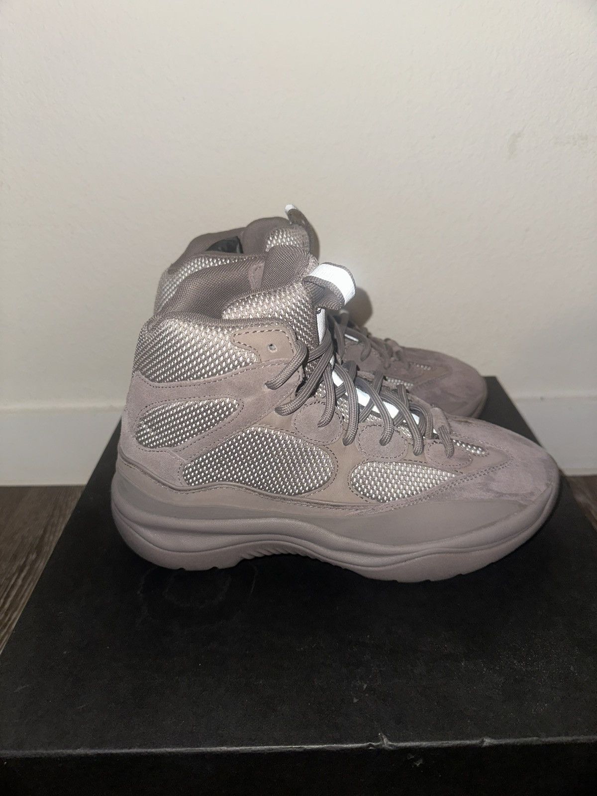 Yeezy Yeezy Season 7 Cinder Desert Boot Size US 8 / EU 41 - 1 Thumbnail