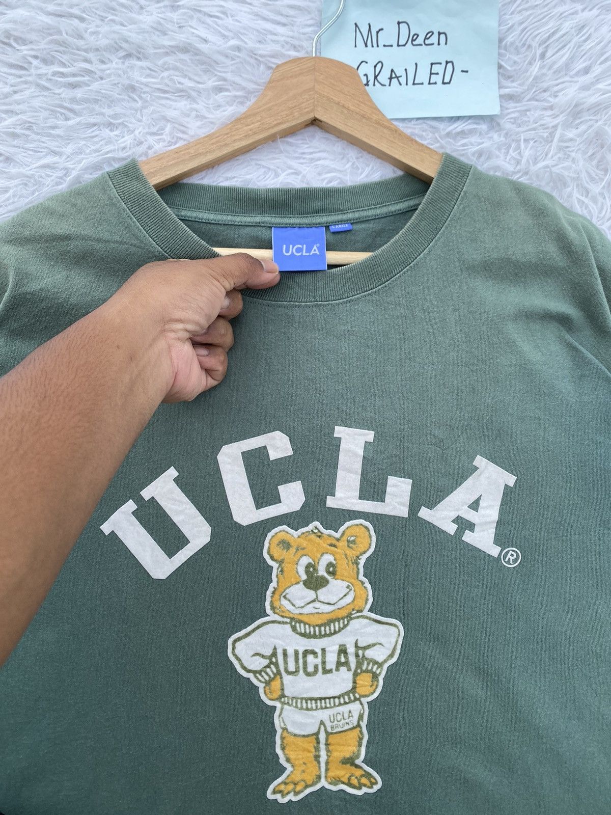 Vintage Rare Vintage UCLA Bruins Los Angeles Tshirt Size US L / EU 52-54 / 3 - 6 Thumbnail