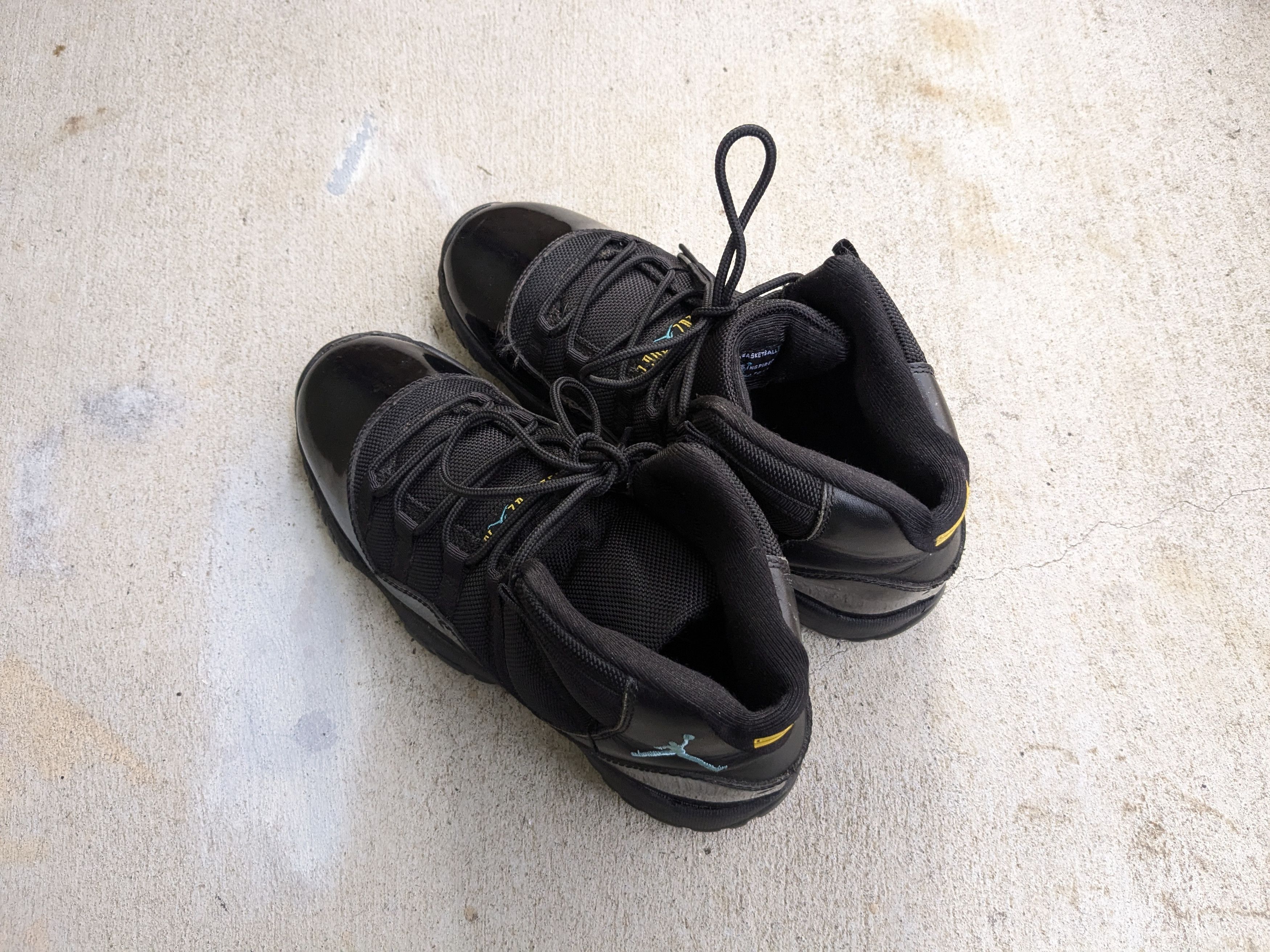 Jordan Brand Nike Air Jordan 11 Gamma Blue 378038-006 7Y Size US 7 / EU 40 - 11 Thumbnail