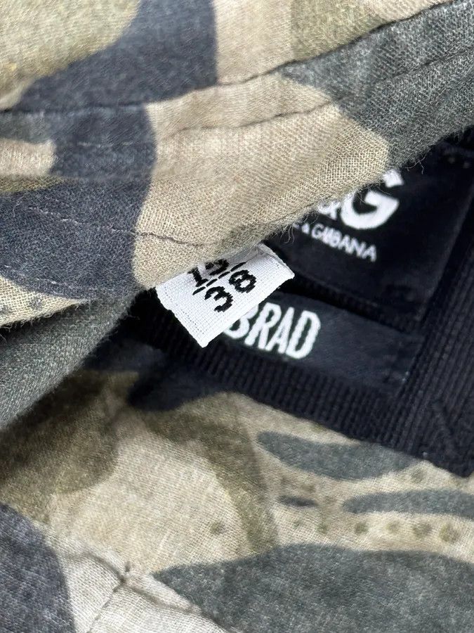 Dolce & Gabbana 2000s Dolce & Gabbana Green & Grey Camo Hybrid Shirt Size US S / EU 44-46 / 1 - 11 Thumbnail