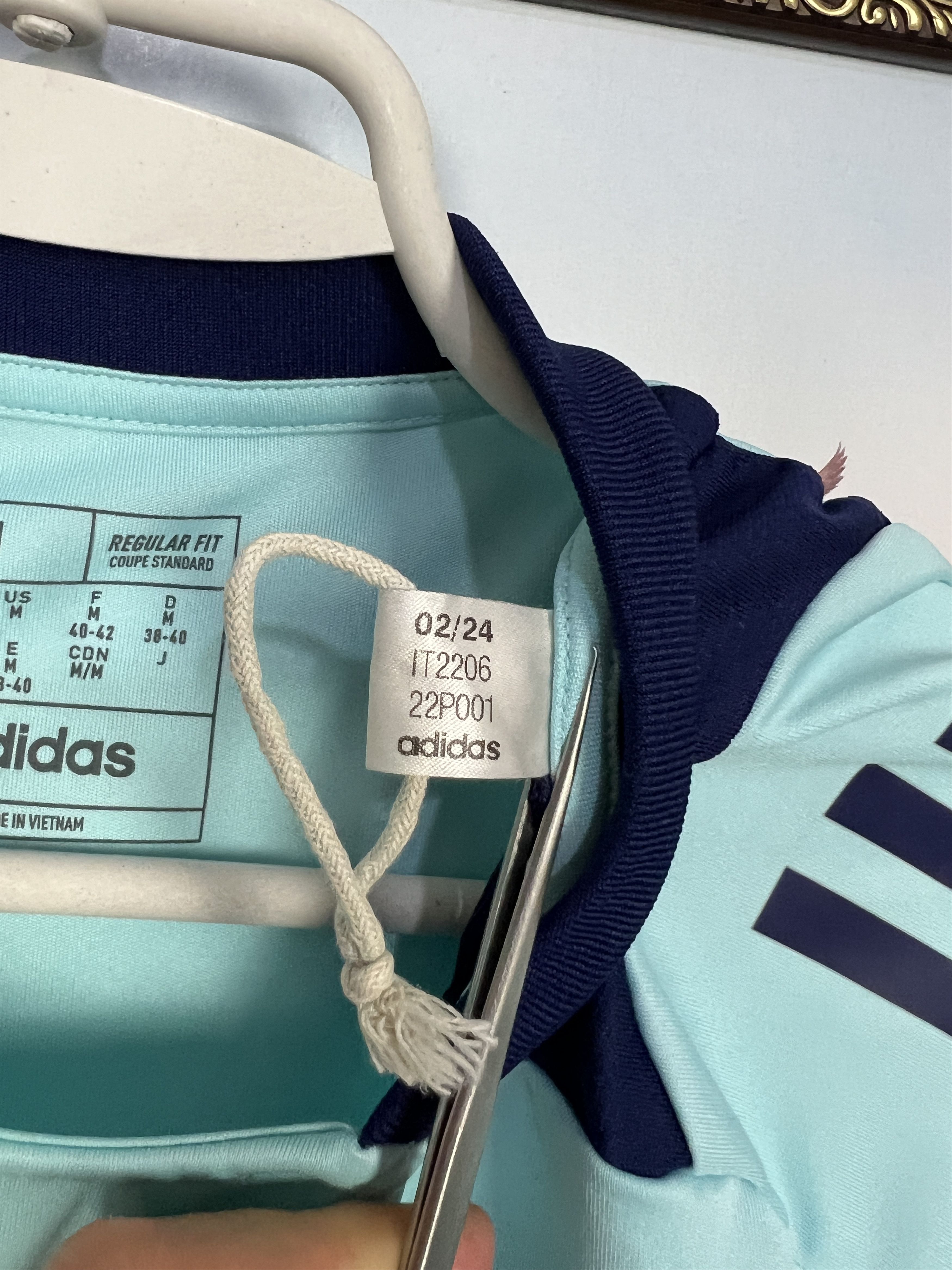 Adidas 2023 Arsenal Adidas Train Football Shirt Soccer Jersey Size US M / EU 48-50 / 2 - 8 Thumbnail