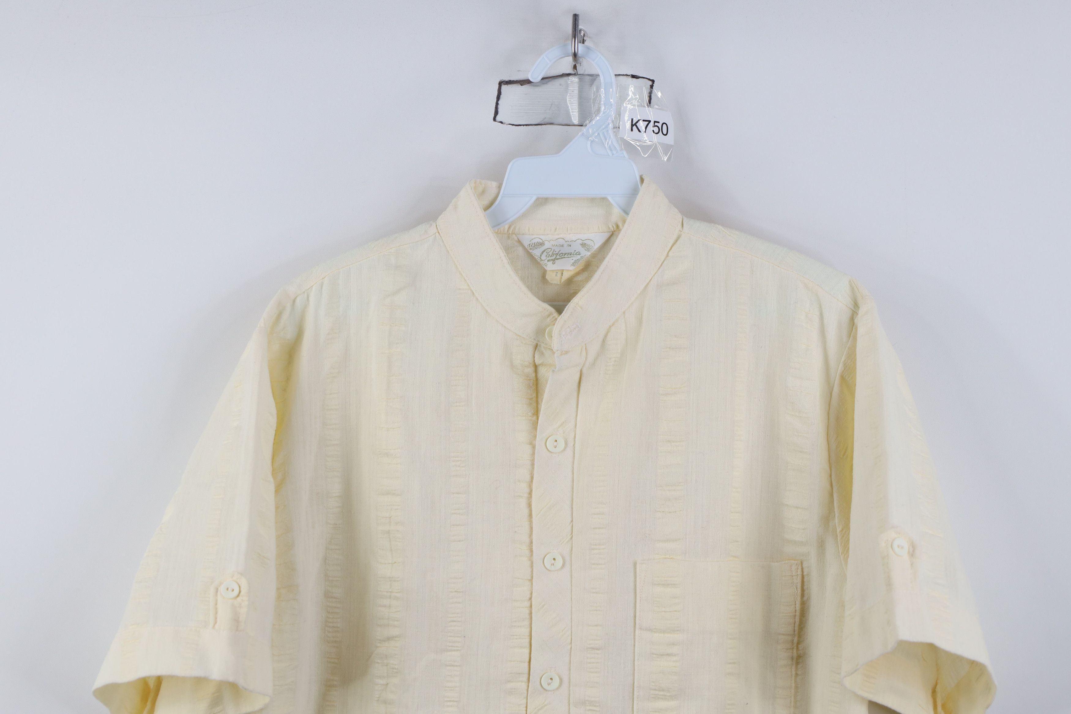 Vintage Vintage 70s Streetwear Band Collar Henley T-Shirt Cream USA Size US M / EU 48-50 / 2 - 2 Thumbnail