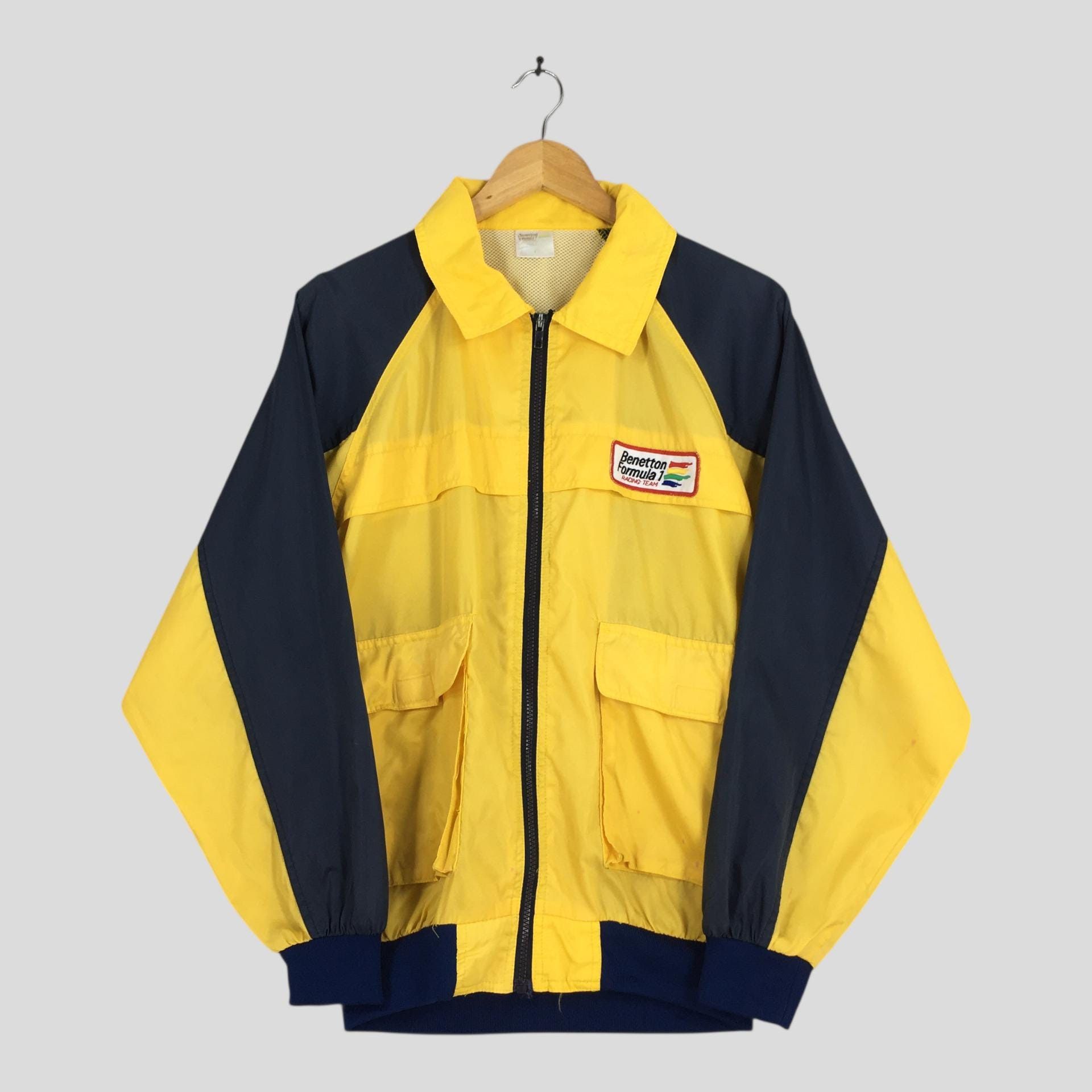 Benetton Vintage 90s Benetton Formula 1 Windbreaker Jacket Large Size US L / EU 52-54 / 3 - 1 Thumbnail