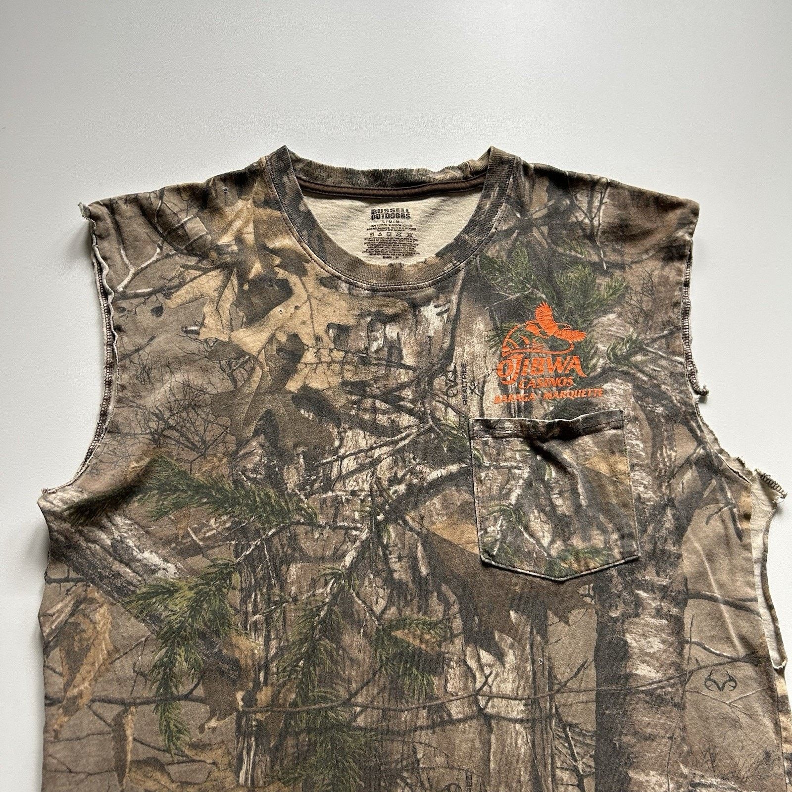 Realtree Vintage Russell Sleeveless Pocket Shirt Large Real Tree Camo Size US L / EU 52-54 / 3 - 2 Thumbnail