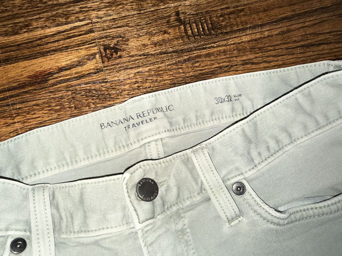 Banana Republic Banana Republic Chino Traveler Pants Olive Green Size 30x32 Size US 30 / EU 46 - 3 Thumbnail