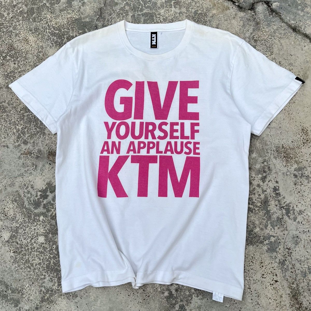 Japanese Brand KTM Japanese Brand Nice Sexy Lady Print Out Design Tee Rare Size US M / EU 48-50 / 2 - 2 Thumbnail