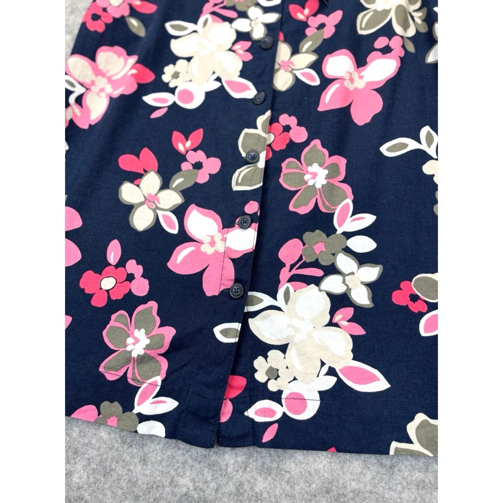 Marks & Spencer Item Specifications: Limited Edition Size 38" / US 16 / IT 52 - 3 Thumbnail