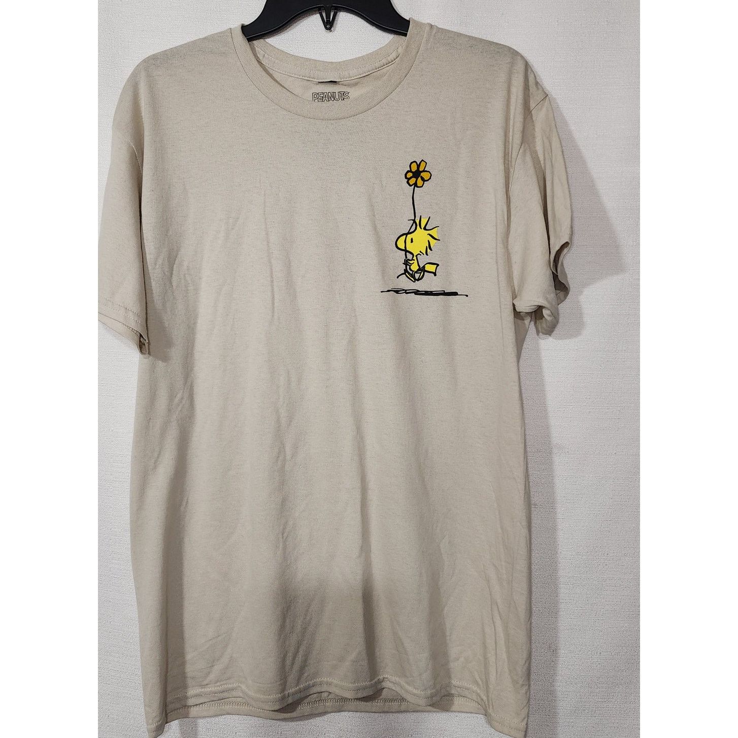 Peanuts Snoopy and woodstock men's medium shirt men's Size US M / EU 48-50 / 2 - 2 Thumbnail