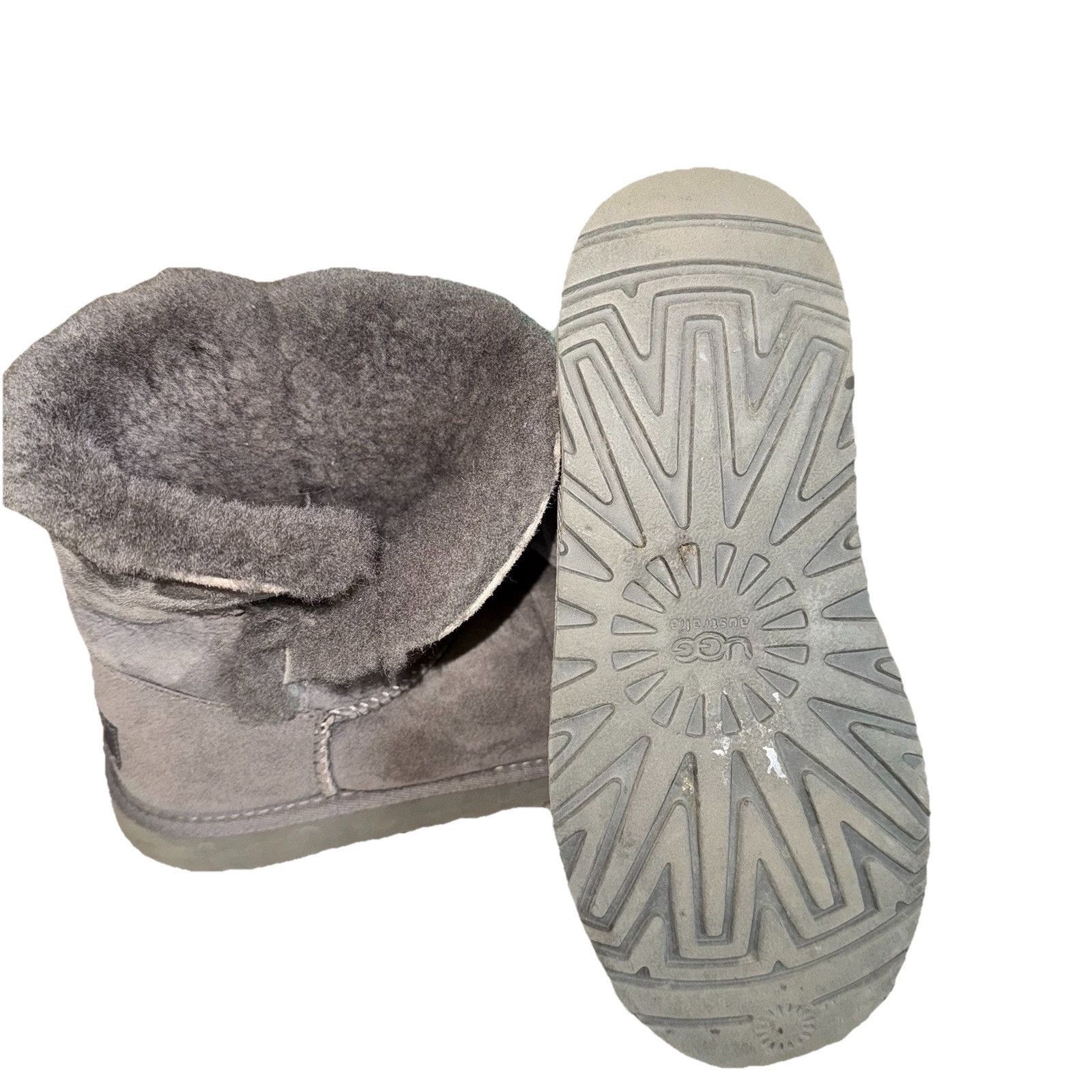 Ugg UGG Australia Bailey Boot Size 5 Size US 5 / IT 35 - 4 Thumbnail