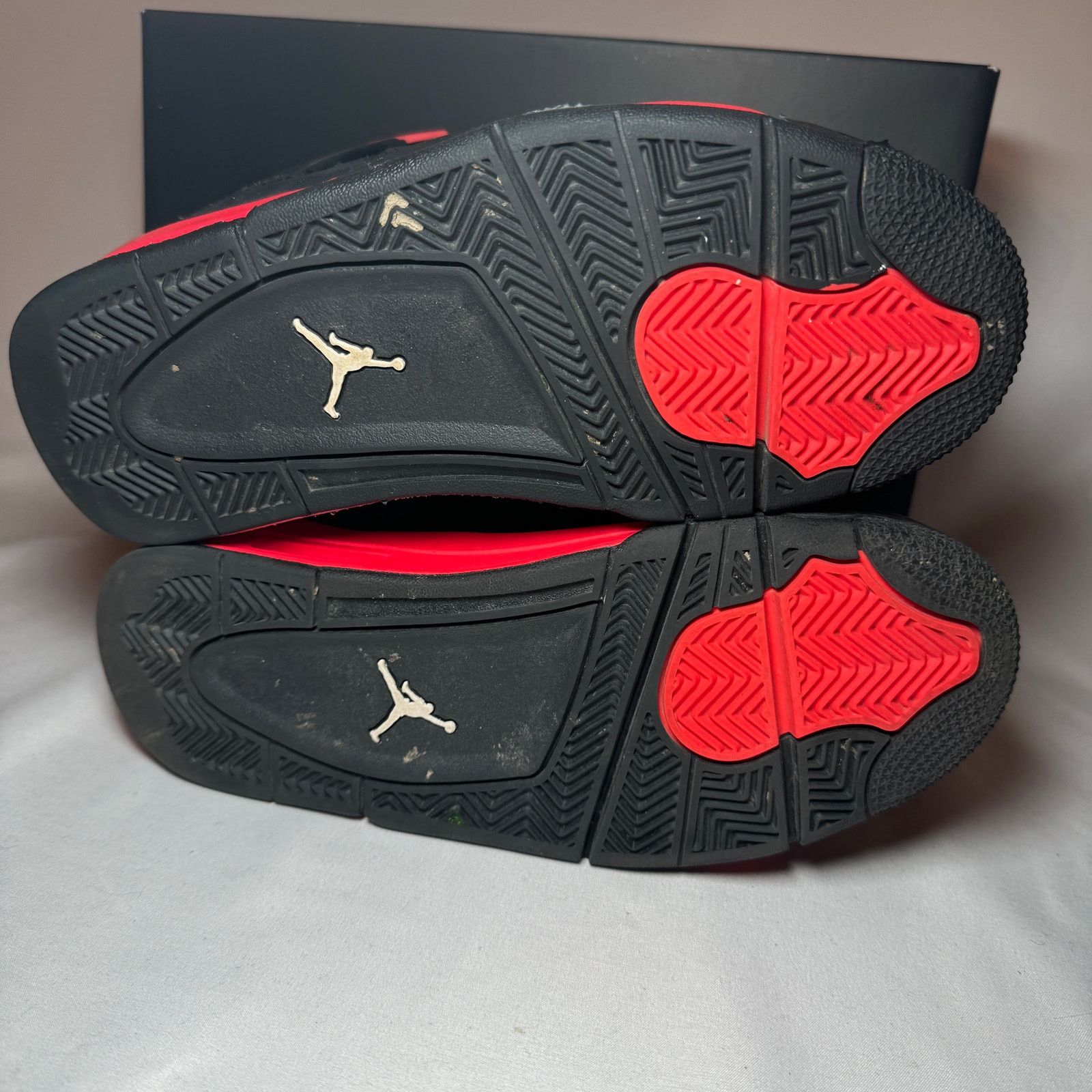 Jordan Brand × Nike Size 5.5 Nike Air Jordan 4 Retro GS Red Thunder Men's Shoes Size US 5.5 / EU 38 - 8 Thumbnail
