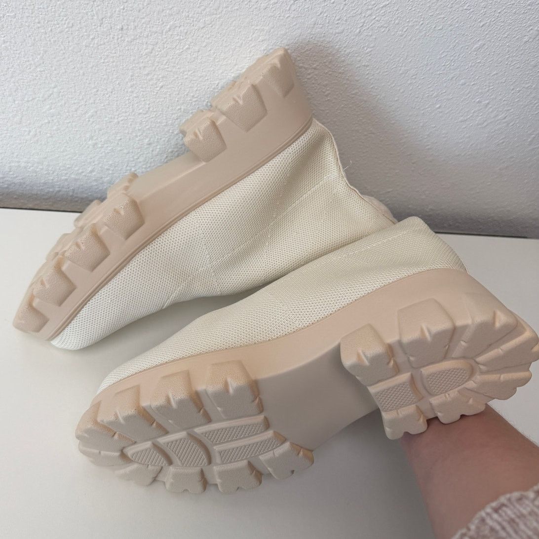 Other Cream Knit Platform Sock Booties Chunky Lug Sole Boots 7 Size US 7 / IT 37 - 12 Thumbnail