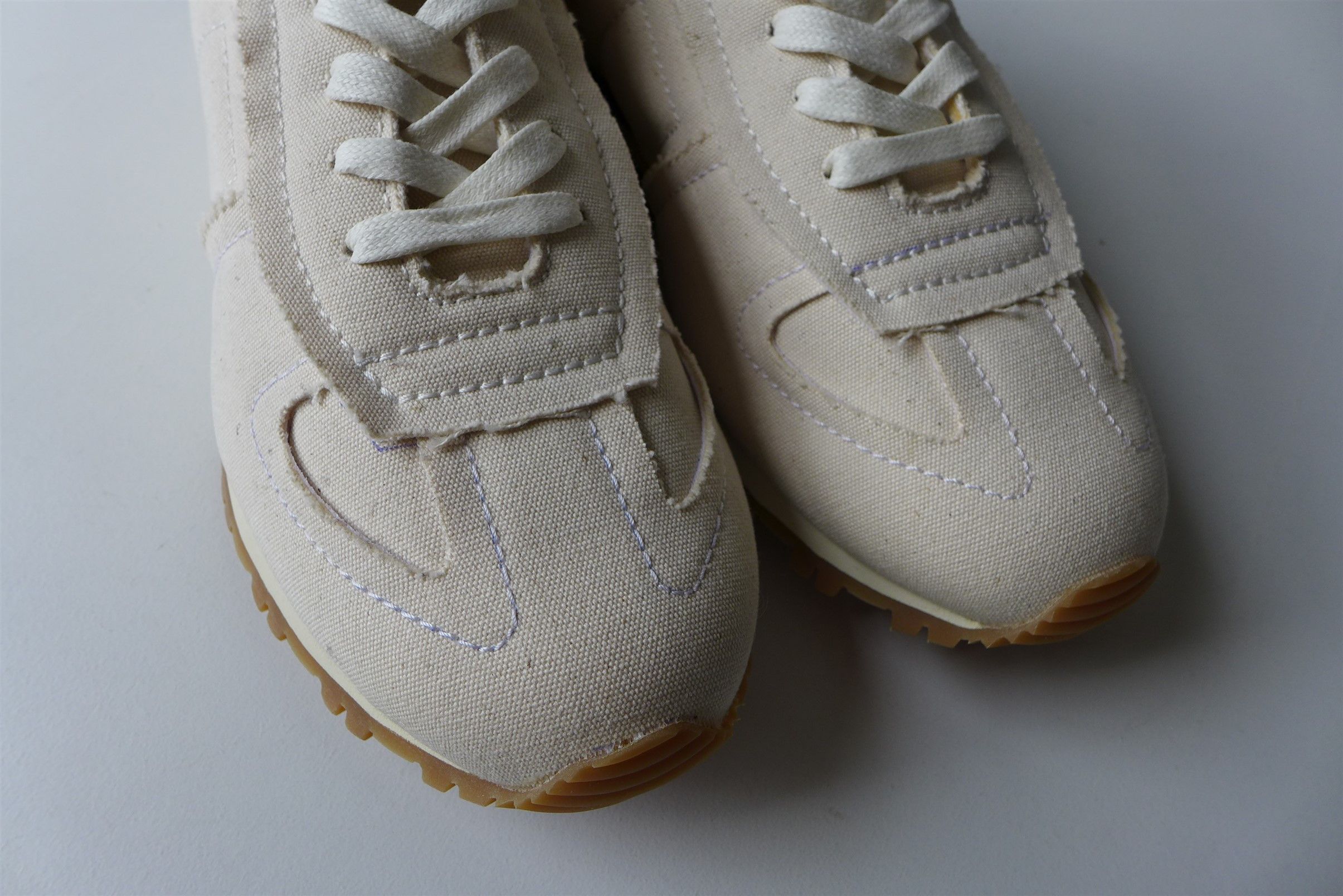 Maison Margiela n/a Margiela Ecru Runner Sneakers Size US 11 / EU 44 - 3 Thumbnail