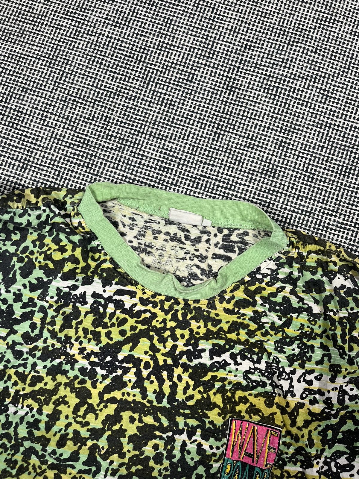 Japanese Brand × Vintage Vintage 90s wave board will smith style funky t-shirt Size US XL / EU 56 / 4 - 4 Thumbnail
