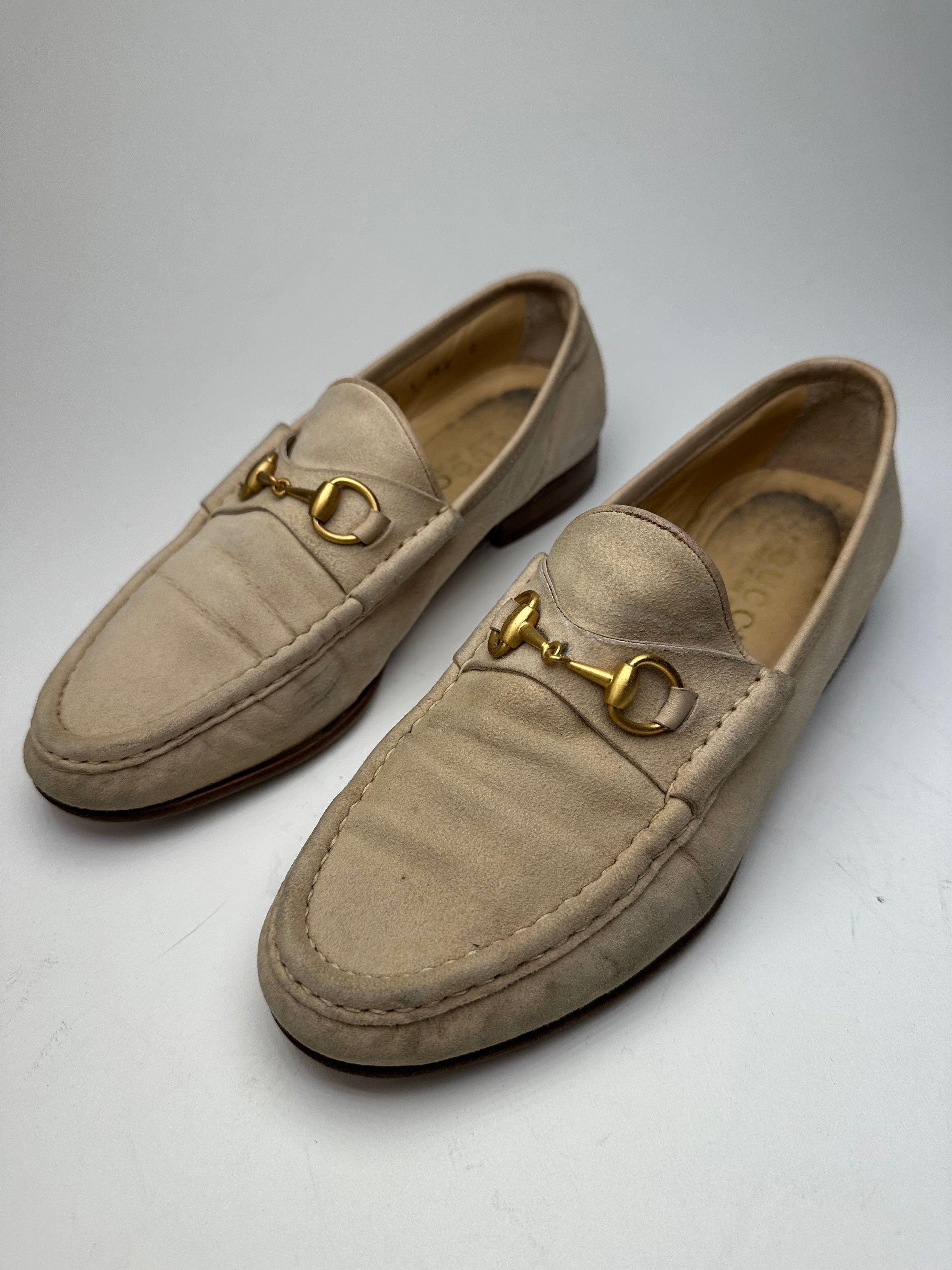 Gucci Vintage Horsebit Suese Loafer Beige EU37 Size US 5.5 / IT 35.5 - 1 Thumbnail
