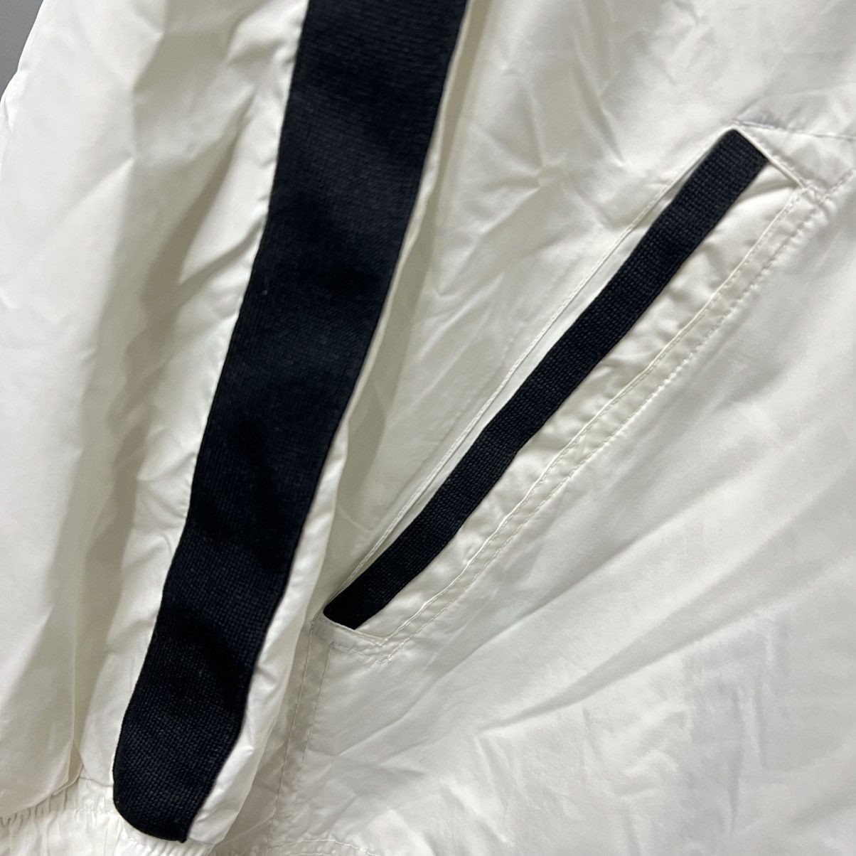 Nike Vintage 90s Nike Pullover Anorak Windbreaker Jacket Y2K Size US L / EU 52-54 / 3 - 8 Thumbnail