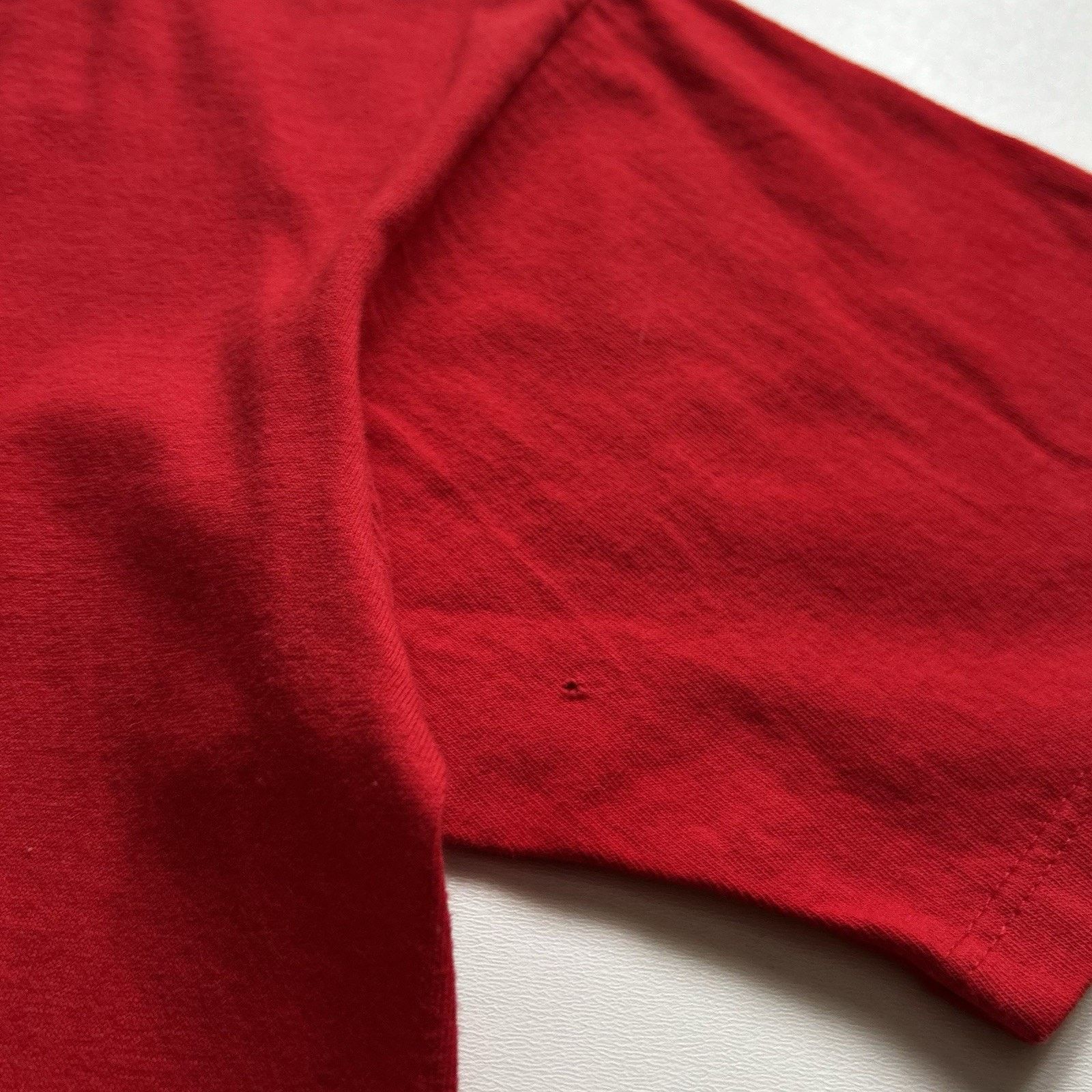 Vintage Vintage 90s Montreal Canadien NHL T Shirt Large Red Hockey Size US L / EU 52-54 / 3 - 5 Thumbnail