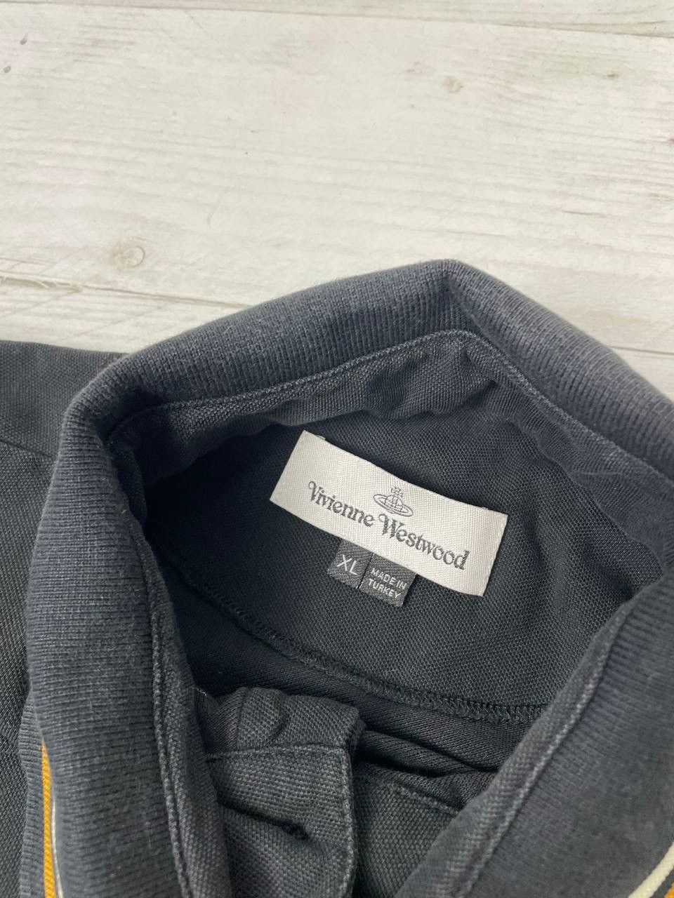Vivienne Westwood Vivienne Westwood Polo Shirt Logo Orb Size US XL / EU 56 / 4 - 6 Thumbnail