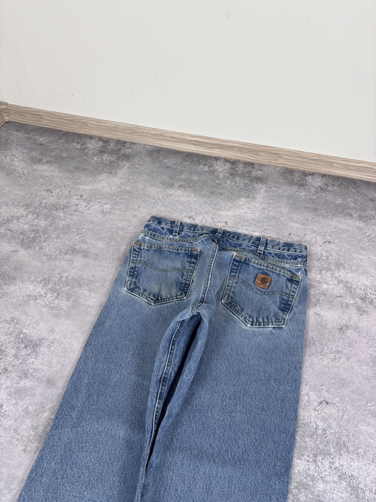 Carhartt Vintage Carhartt Men’s Faded Blue Denim Jeans Relaxed Fit Size US 33 - 6 Thumbnail