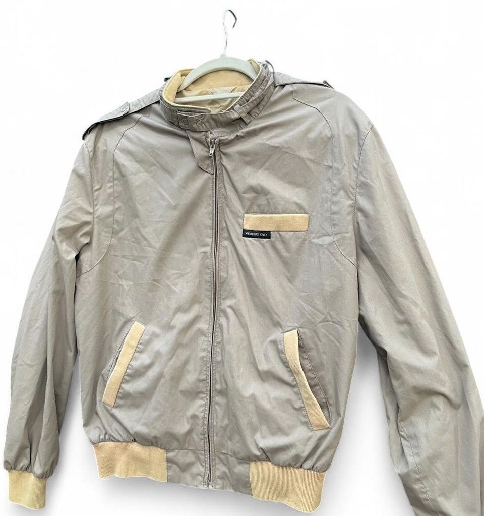 Members Only Vintage Members Only Racer Jacket Tan Beige Size 42 Large Size US L / EU 52-54 / 3 - 2 Thumbnail