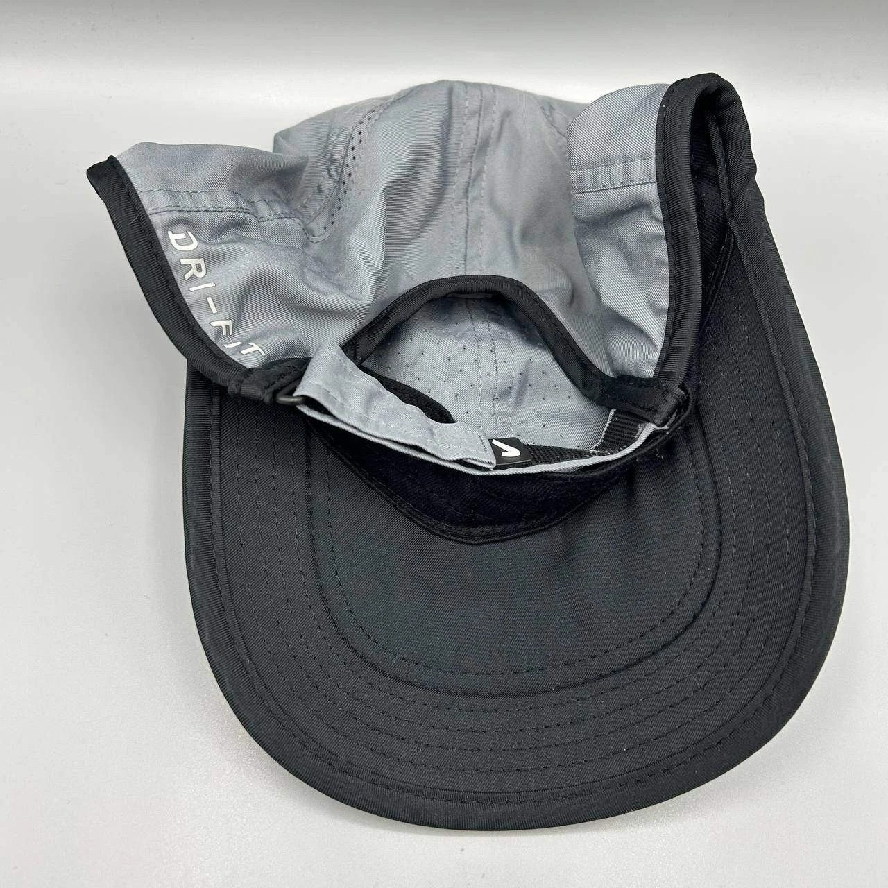 Nike Nike Featherlight Dri-Fit Hat Men Gray Black Strap Back Cap Size ONE SIZE - 7 Thumbnail