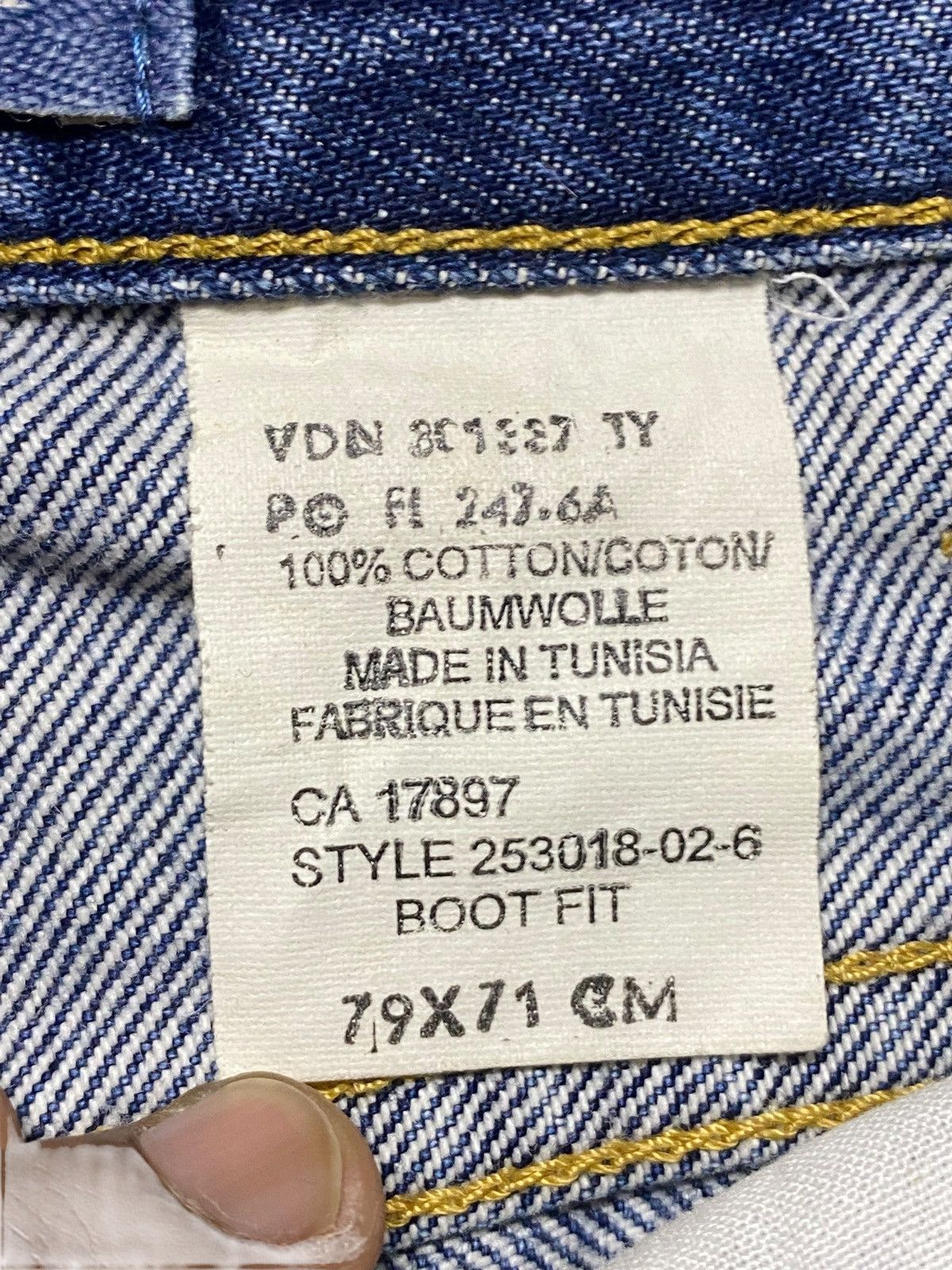 Gap Vintage Gap Denim Blue Wash Distressed Baggy Jeans Size US 30 / EU 46 - 14 Thumbnail