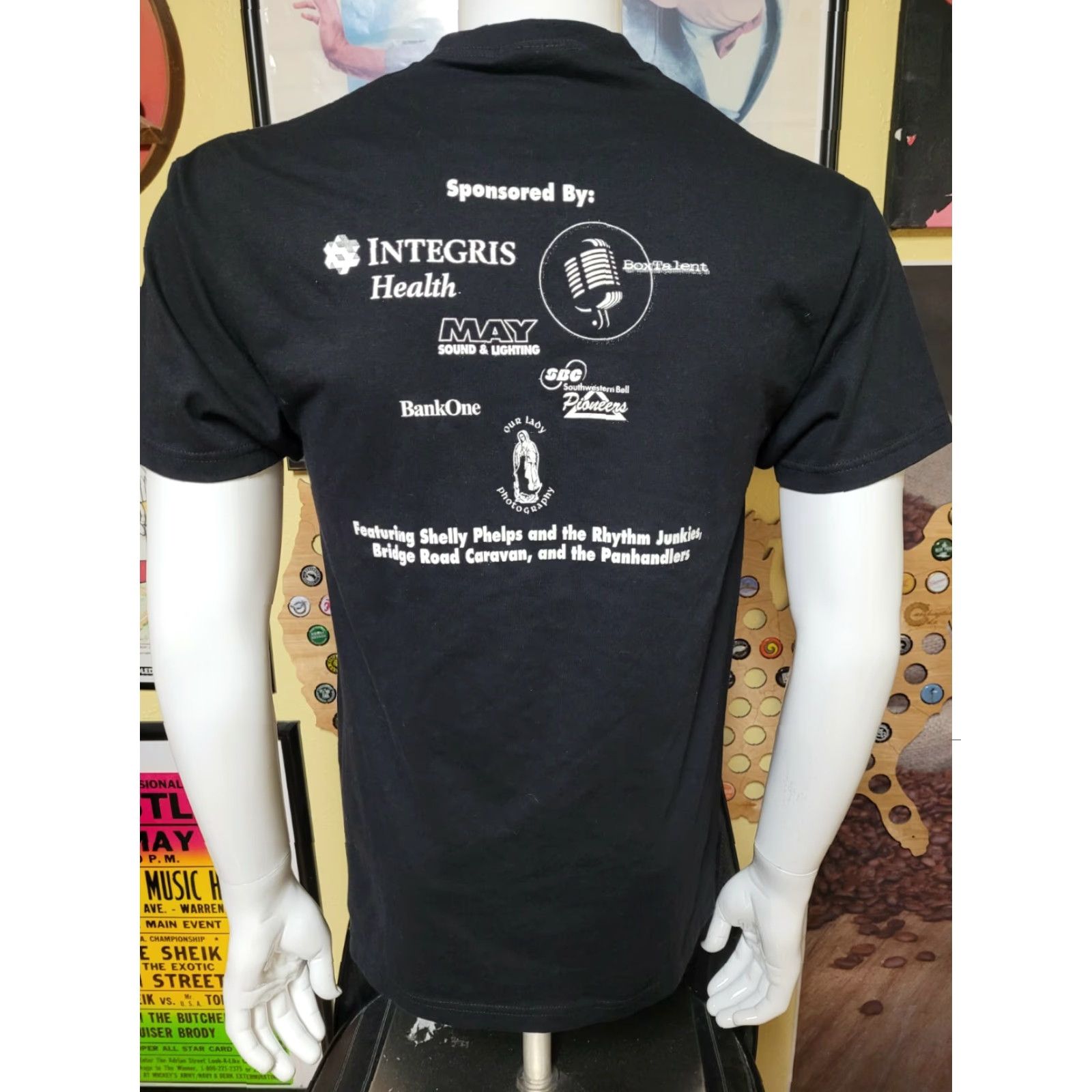 Hanes VTG Rain Music Fest 2002 T Shirt Medium Oklahoma City Shelly Phelps Panhandlers Hanes Black Graphic Tee Mens M Size US M / EU 48-50 / 2 - 2 Thumbnail
