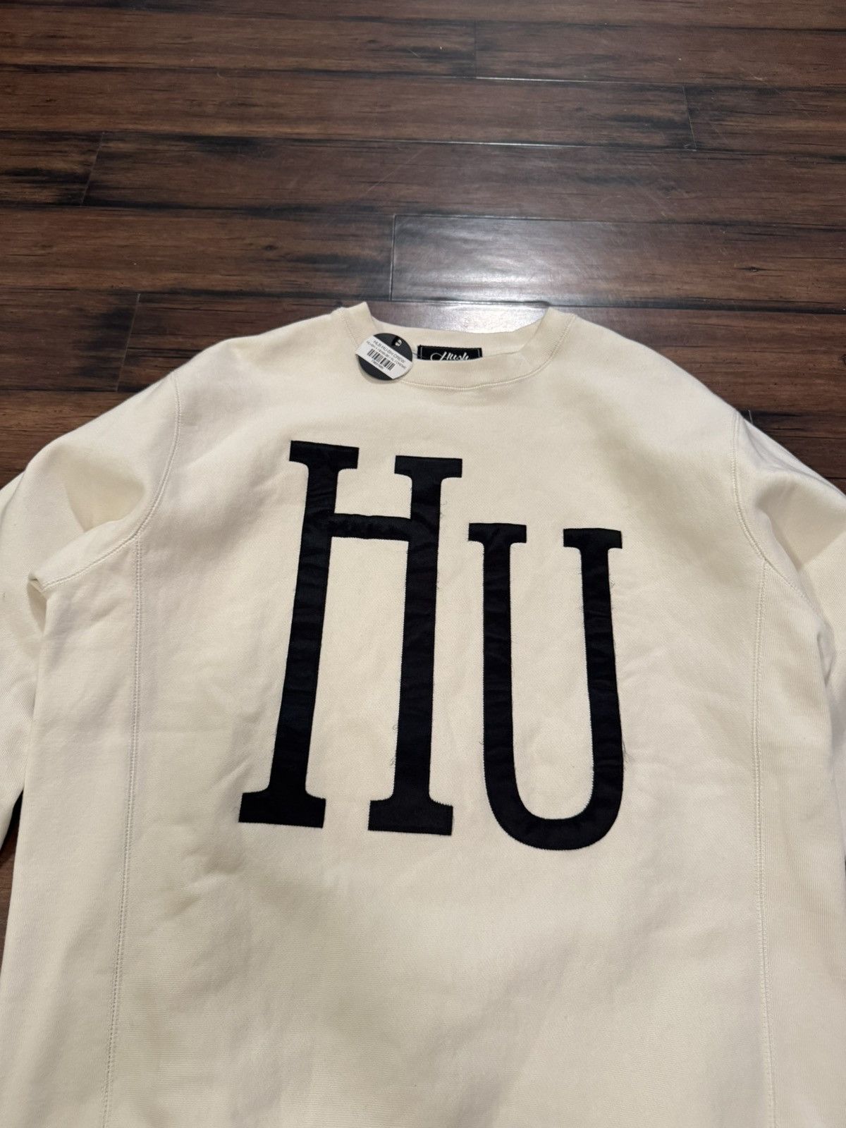 Other DEADSTOCK Hush Life Boutique Creme Crewneck ‘Hu-sh’ Size US XL / EU 56 / 4 - 2 Thumbnail