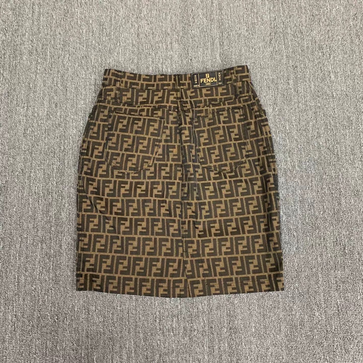 Fendi FENDI Brown Monogram Short Skirt 32 95 New Size 24" / US 00 / IT 34 - 2 Thumbnail
