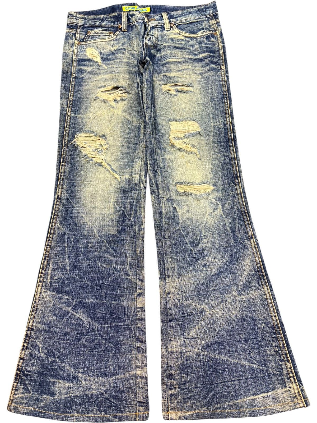 Tornado Mart Vintage Japanese Brand Mud Wash Distress Flare Jeans Size 30" / US 8 / IT 44 - 1 Thumbnail