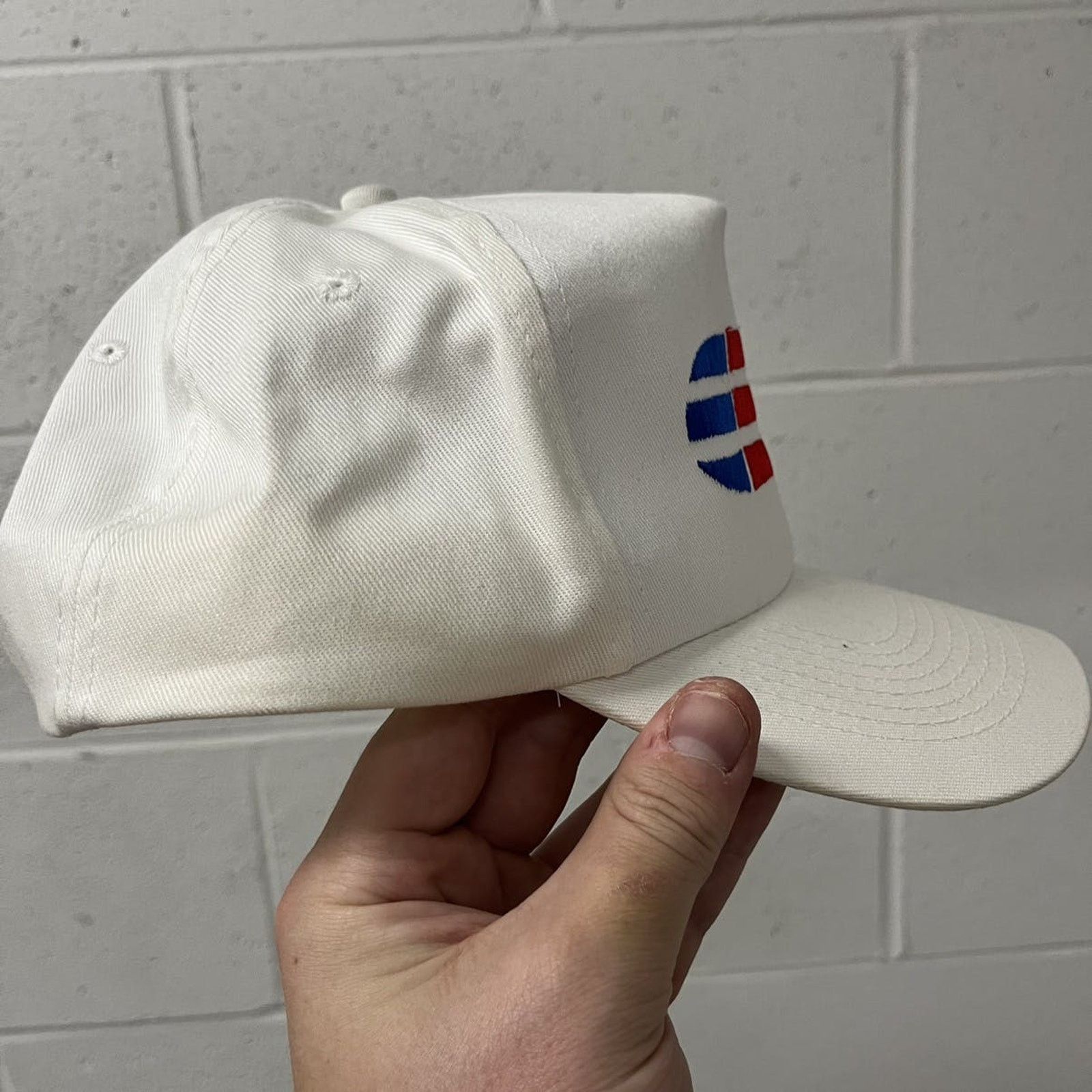 Vintage Vintage 1990’s Manufacturing Snapback Hat O/S White Size ONE SIZE - 7 Thumbnail