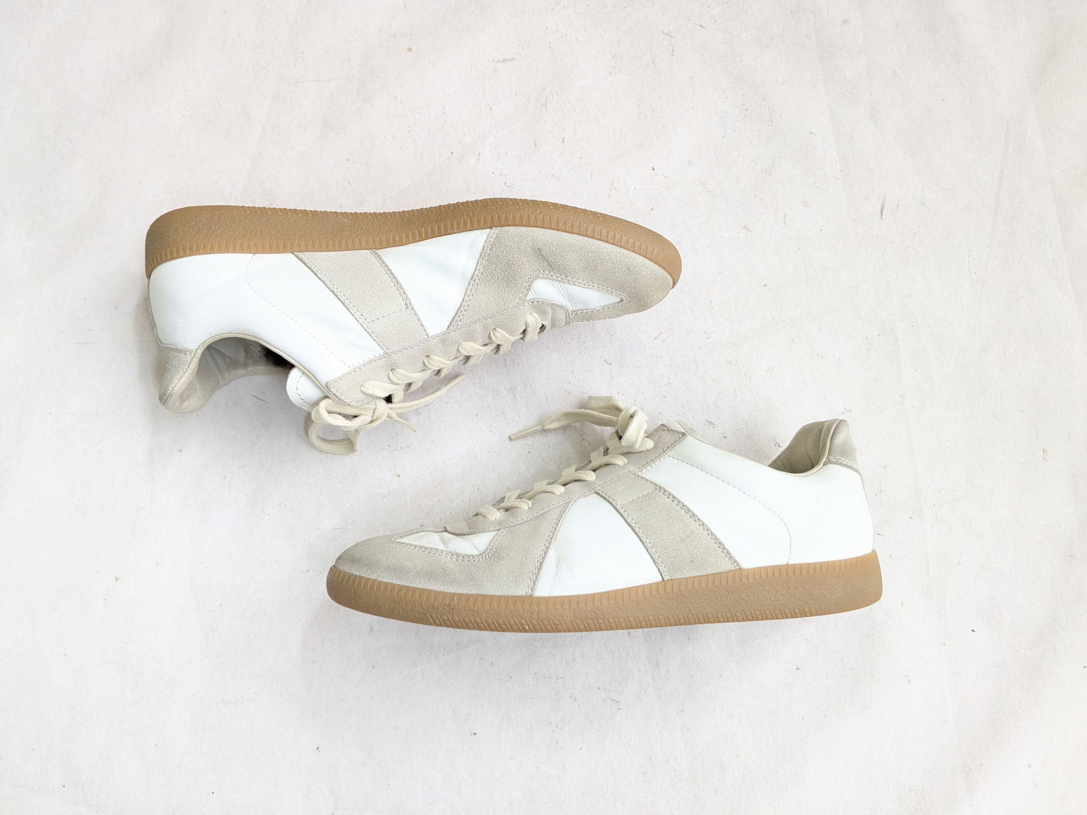 Maison Margiela Maison Margiela GAT Replica White Gray 7 40 Low Suede Size US 7 / EU 40 - 2 Thumbnail