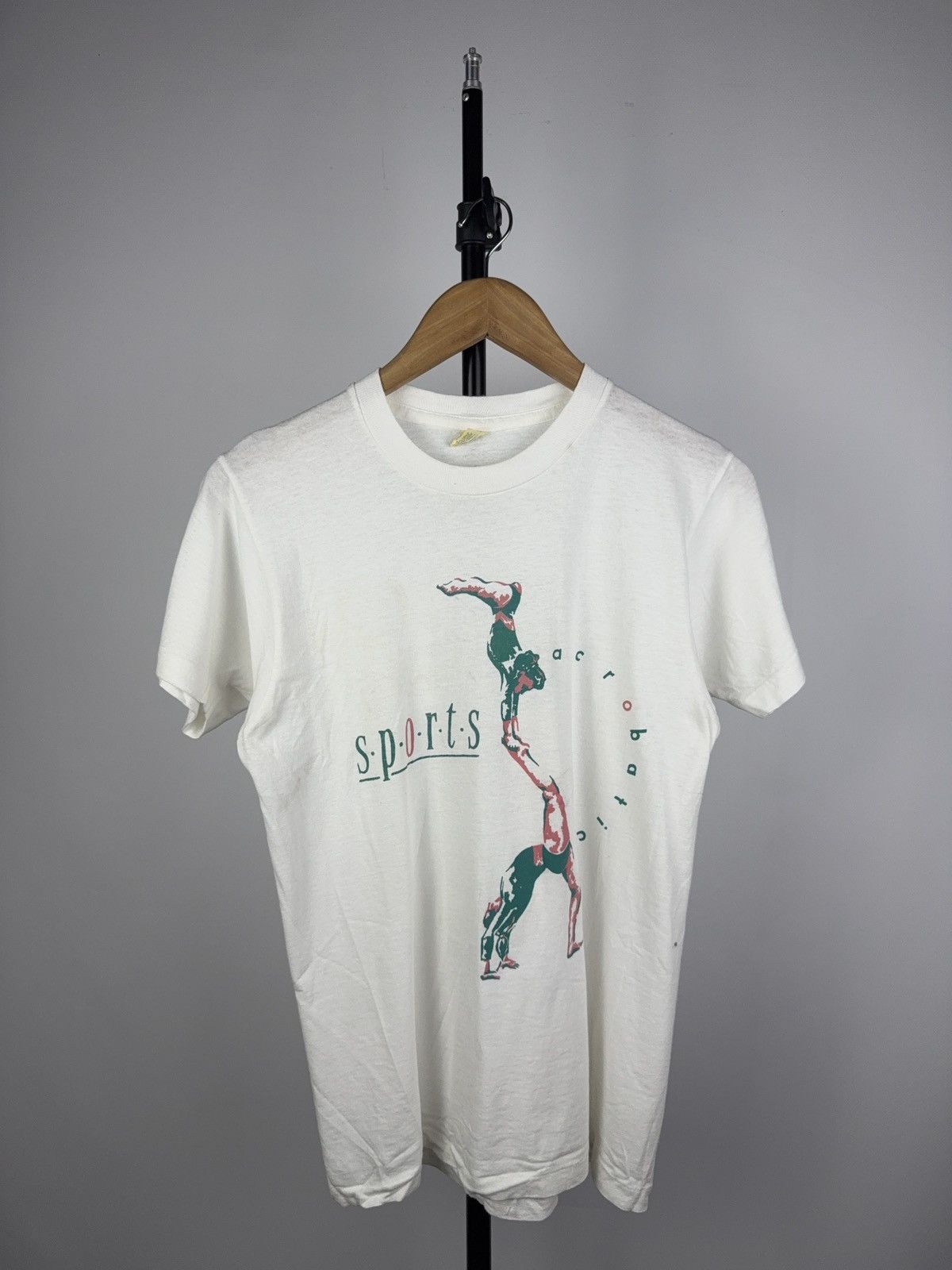 Vintage Vintage Acrobatics Tee – Made in USA, Rare Gymnast Art Shirt Size US S / EU 44-46 / 1 - 1 Thumbnail