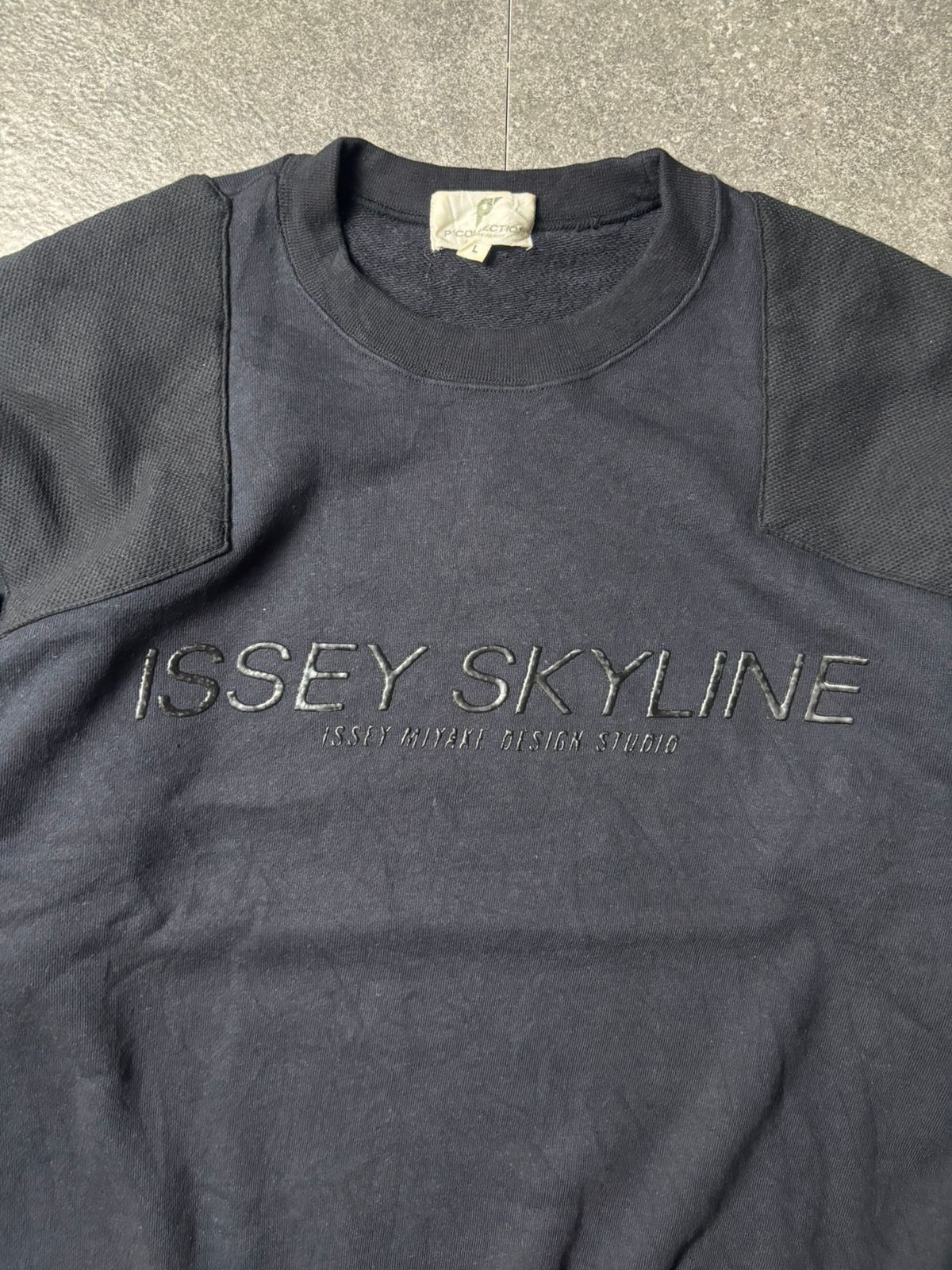 Issey Miyake 1982 Issey Miyake Skyline Staff Sweatshirt Size US L / EU 52-54 / 3 - 2 Thumbnail