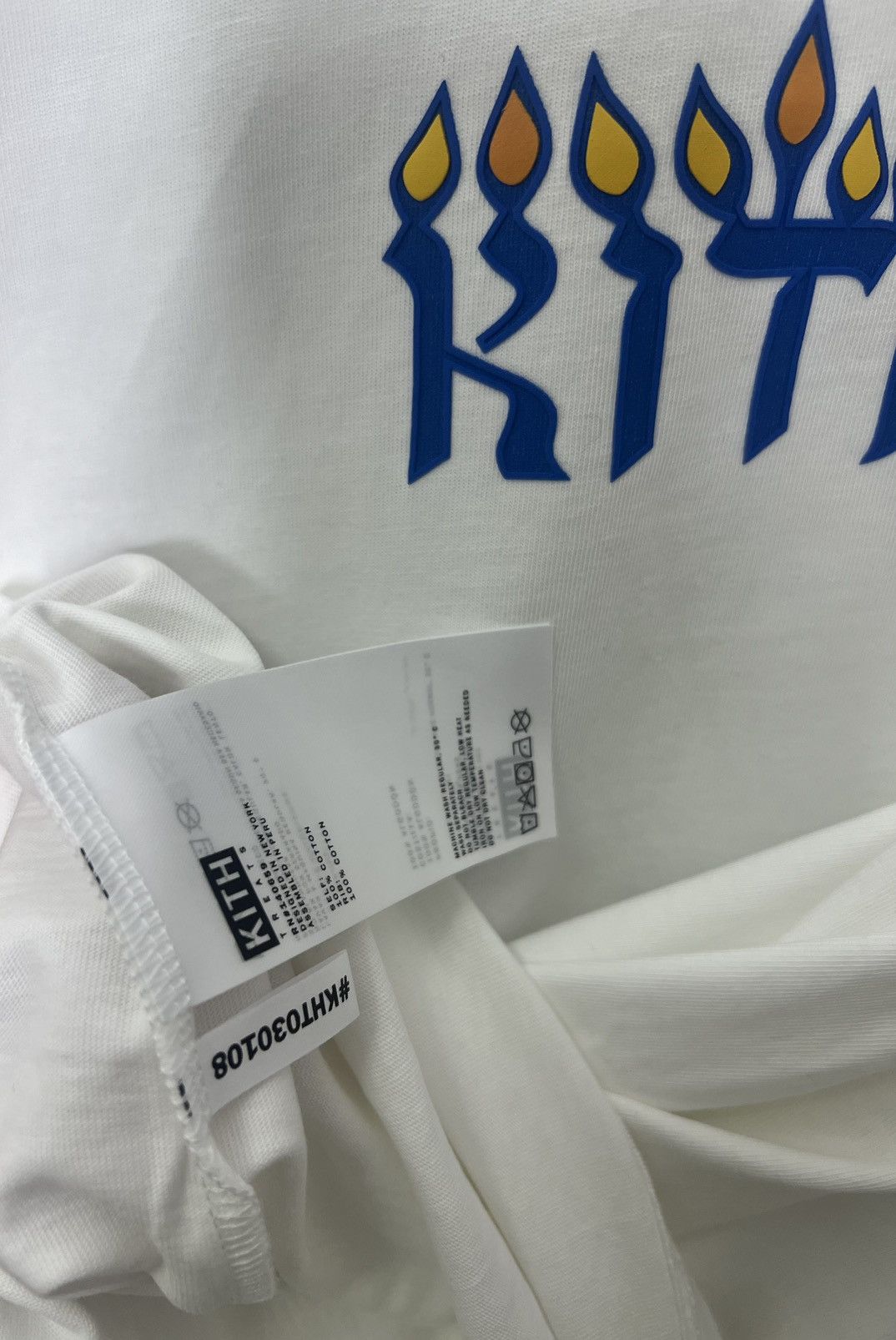 Kith Kith Treats Hanukkah Menorah Tee Size US L / EU 52-54 / 3 - 8 Thumbnail