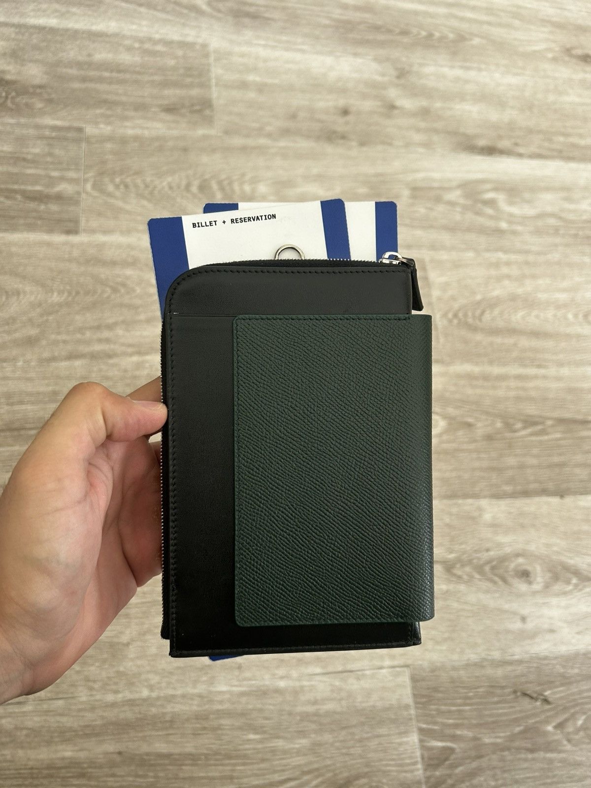 Balenciaga Balenciaga MEN'S PASSPORT PHONE HOLDER IN BLACK Size ONE SIZE - 5 Thumbnail