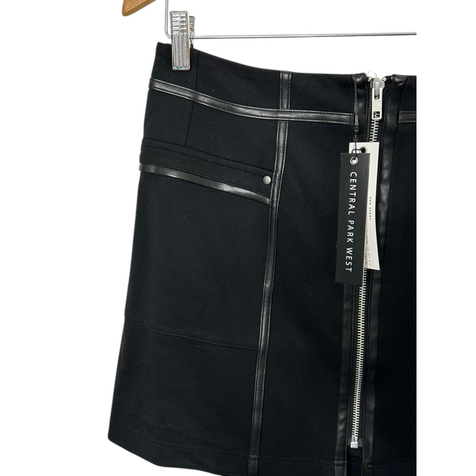Central Park West Central Park West Black Zip Front Mini Skirt Medium NEW Size 28" / US 6 / IT 42 - 3 Thumbnail