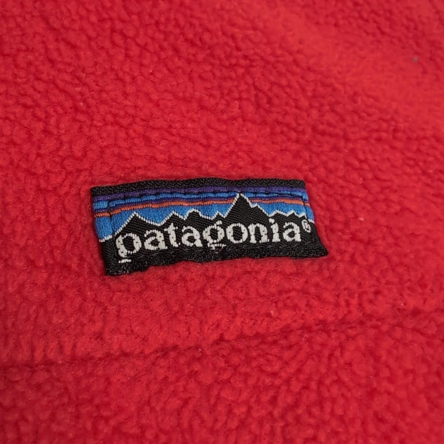 Patagonia VINTAGE Patagonia Logo Red Full Zip Fleece Jacket Women's M USA Size M / US 6-8 / IT 42-44 - 2 Thumbnail