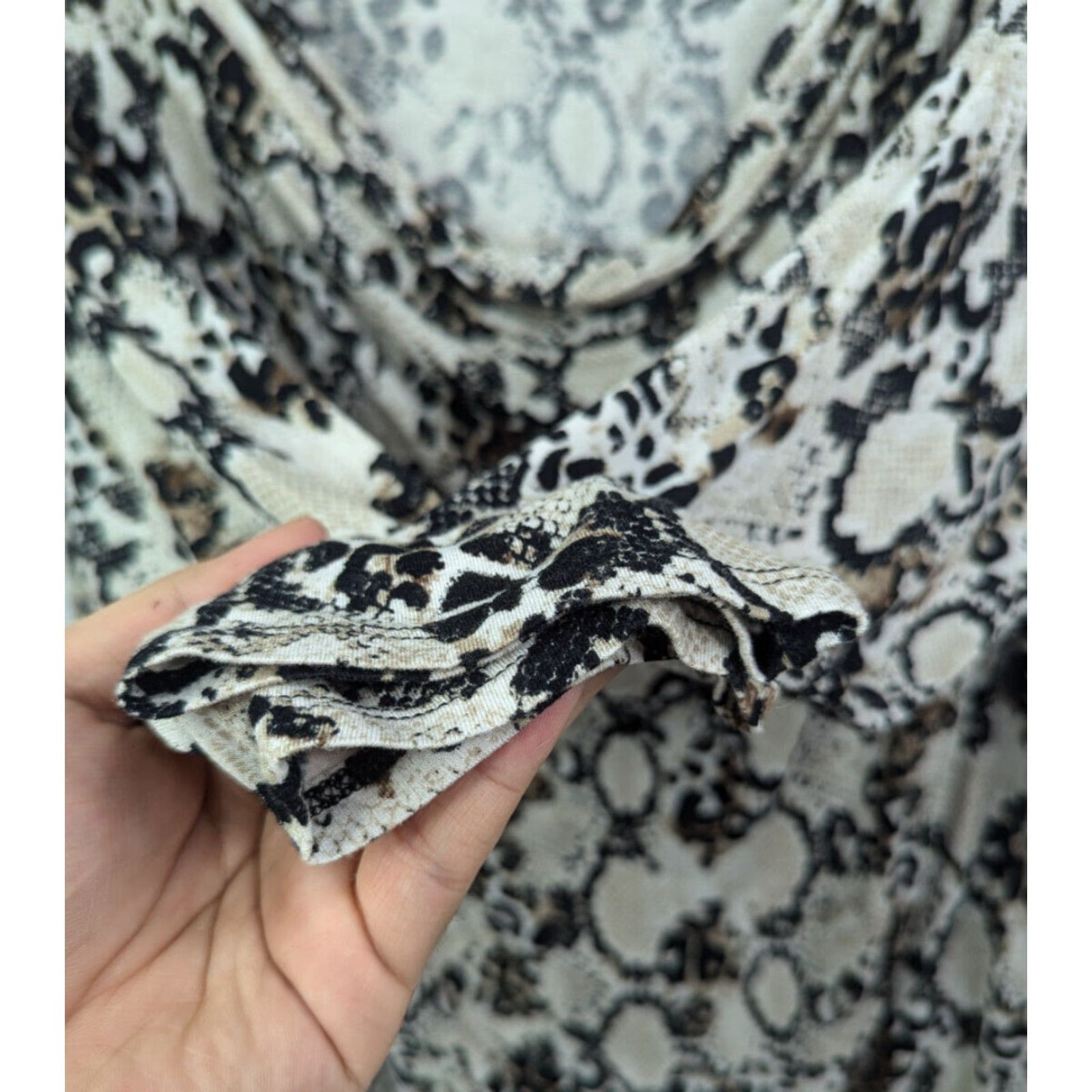 Vintage Lane Bryant Snake Print Cowl Neck Top 3/4 Sleeve Blouse Women's Size 18/20 Shirt Size XXL / US 16-18 / IT 52-54 - 2 Thumbnail