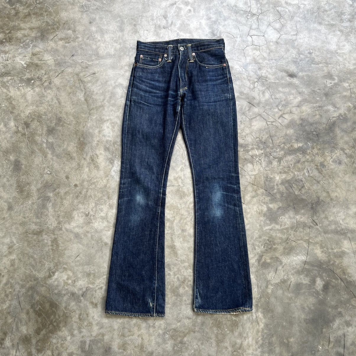 Japanese Brand 2000’s Skull Jeans by An Alchemist Distressed Flared Jeans Size US 26 / EU 42 - 1 Thumbnail