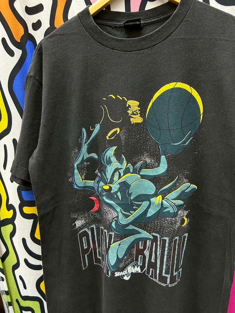 Vintage Vintage 1996 Taz Manian Space Jam Movie tshirt size L Size US L / EU 52-54 / 3 - 1 Thumbnail