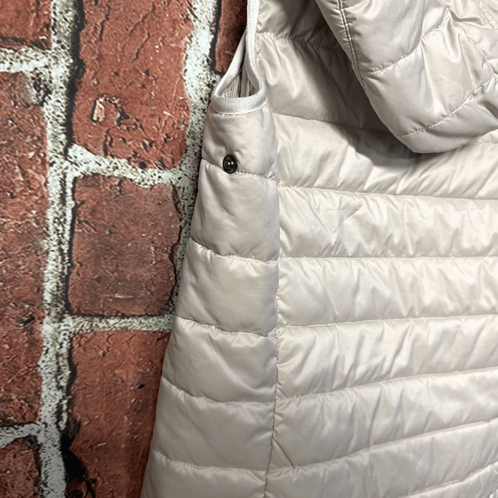 Theory Theory Vest Womens 0 Beige Vest Zip Up Puffer Nylon Lined Quilted All Seasons Down Zip Mock-be Size XS / US 0-2 / IT 36-38 - 4 Thumbnail