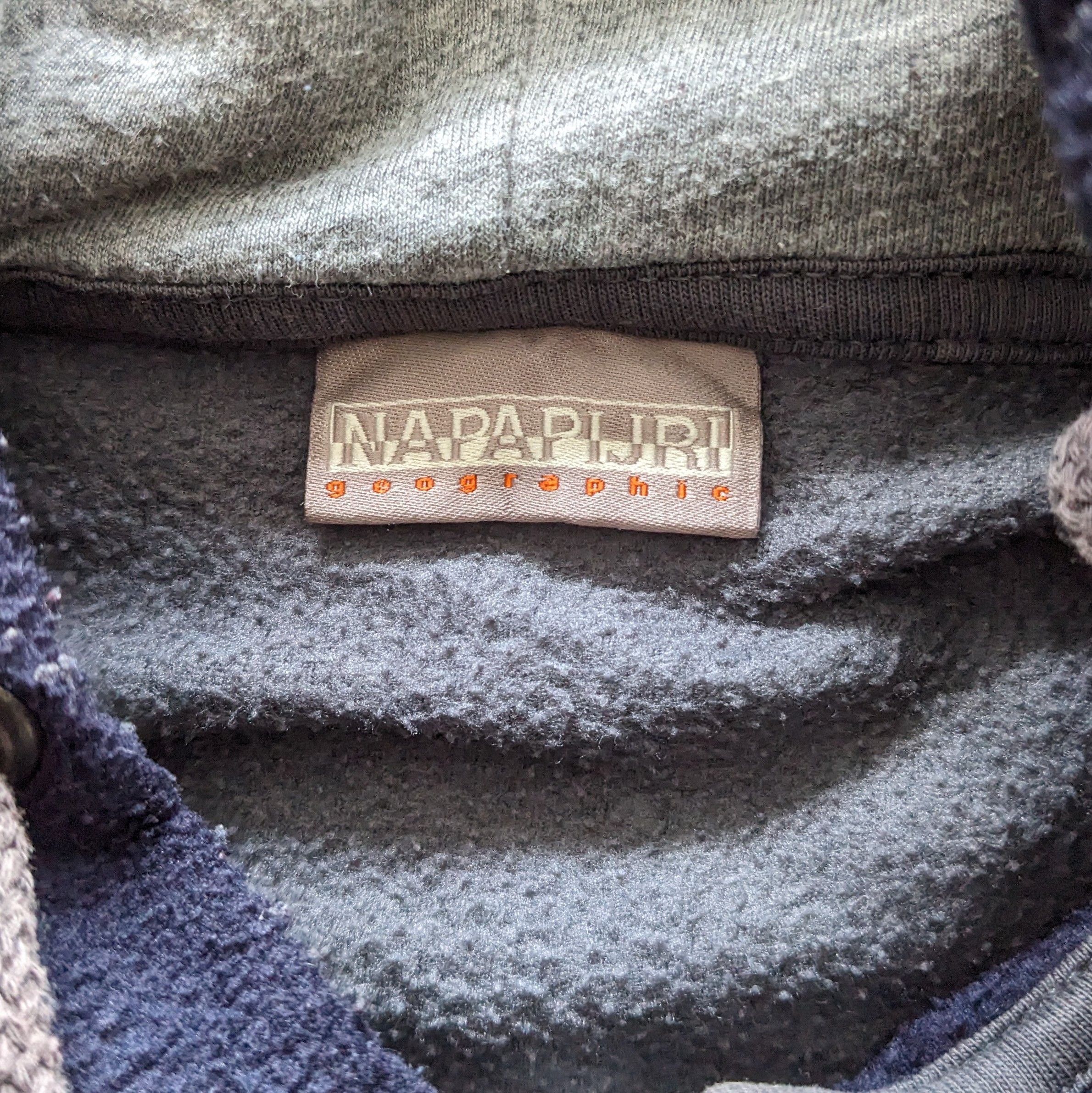 Vintage Vintage NAPAPIJRI Outdoor Style Hoodies Size US S / EU 44-46 / 1 - 7 Thumbnail