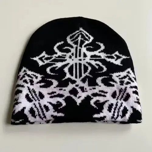 Designer × Japanese Brand Y2K 2000s grunge gothic punk cross cozy black white beanie Size ONE SIZE - 3 Thumbnail