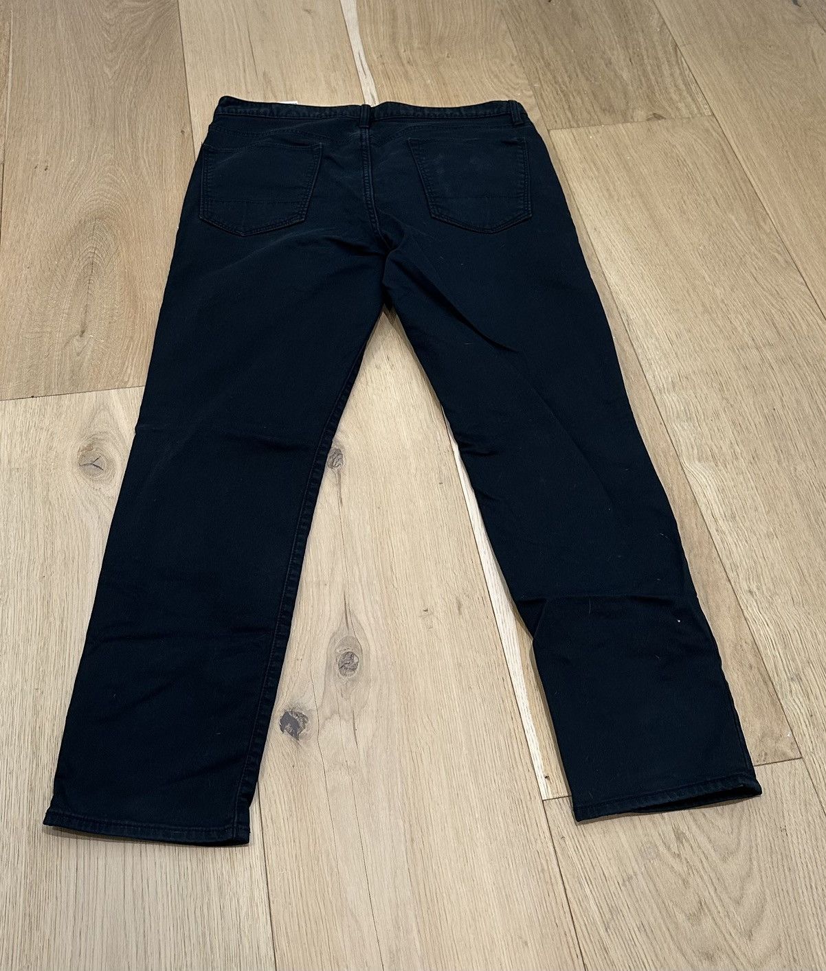Banana Republic Banana Republic Travel Jean Black 36 x 32 Size US 36 / EU 52 - 2 Thumbnail