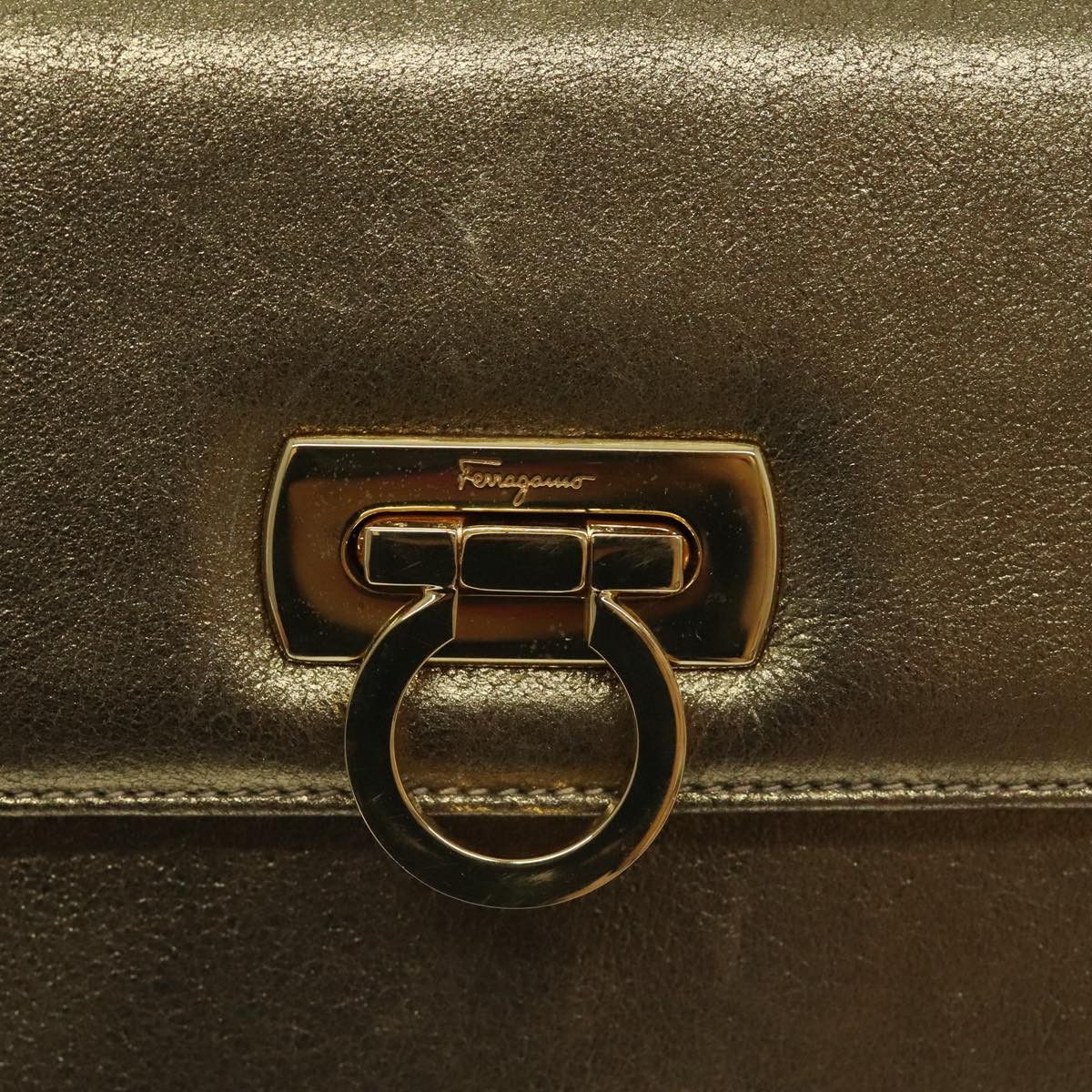 Salvatore Ferragamo Salvatore Ferragamo Gancini Shoulder Bag Leather Gold Size ONE SIZE - 14 Thumbnail