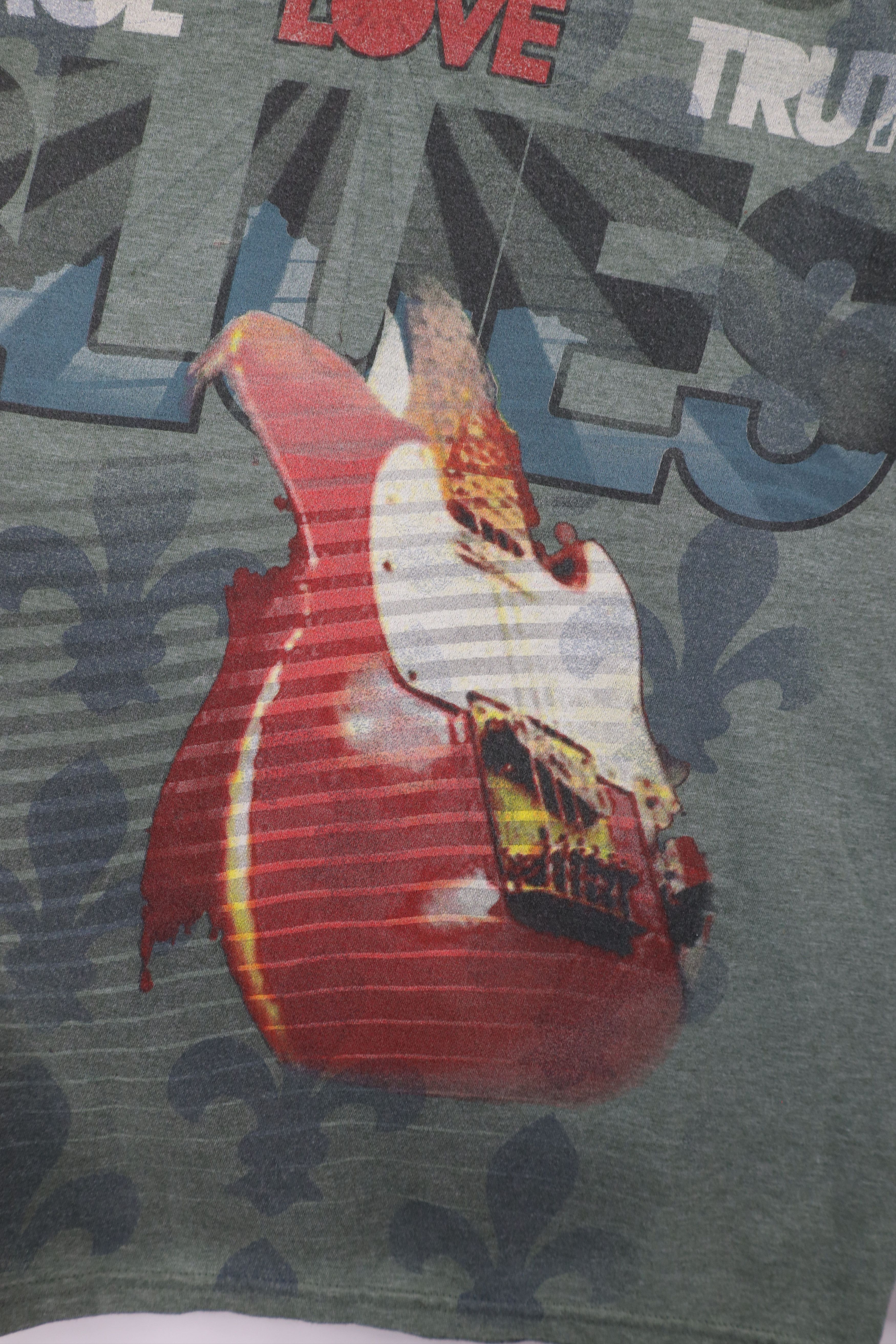 Vintage Vintage House of Blues Guitar All Over Print T-Shirt Green Size US L / EU 52-54 / 3 - 5 Thumbnail